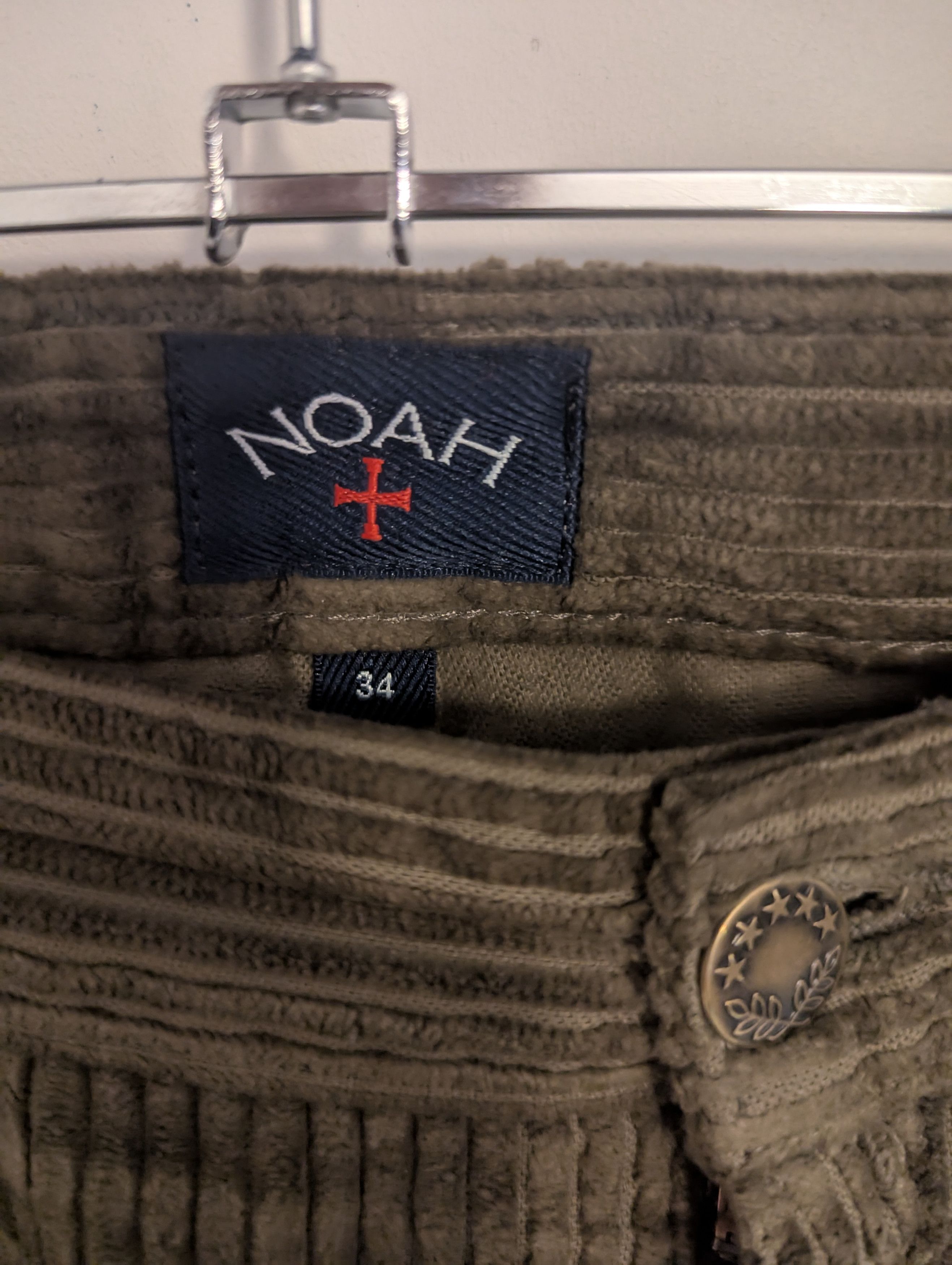 Noah Wide-Wale Corduroy Jeans Size US 34 / EU 50 - 3 Thumbnail