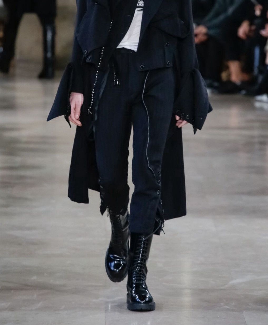 Ann Demeulemeester FW18 Button-Hem Cropped Pants Size US 32 / EU 48 - 6 Thumbnail