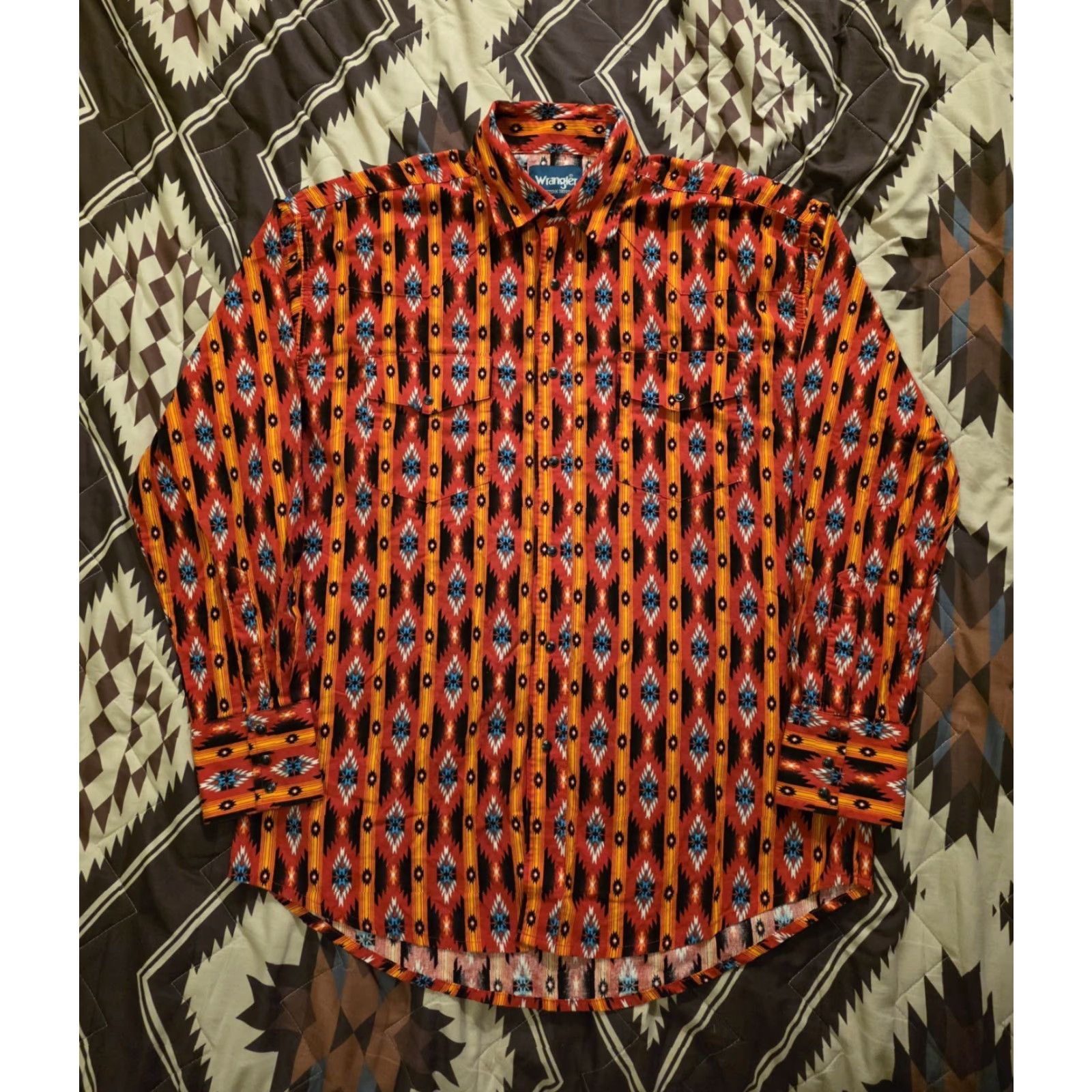 Wrangler VINTAGE Wrangler Pearl Snap Western Shirt Long Sleeve Aztec Cowboy Rodeo Mens Large Size US L / EU 52-54 / 3 - 2 Thumbnail