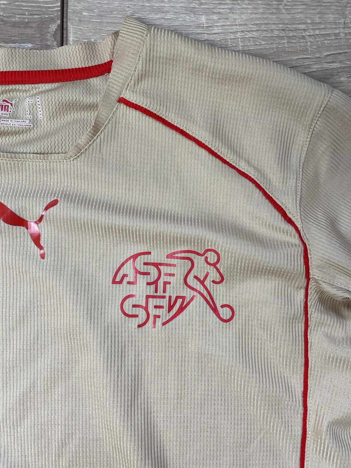 Puma Switzerland Third football shirt 2006 - 2008 Puma jersey Size US M / EU 48-50 / 2 - 3 Thumbnail