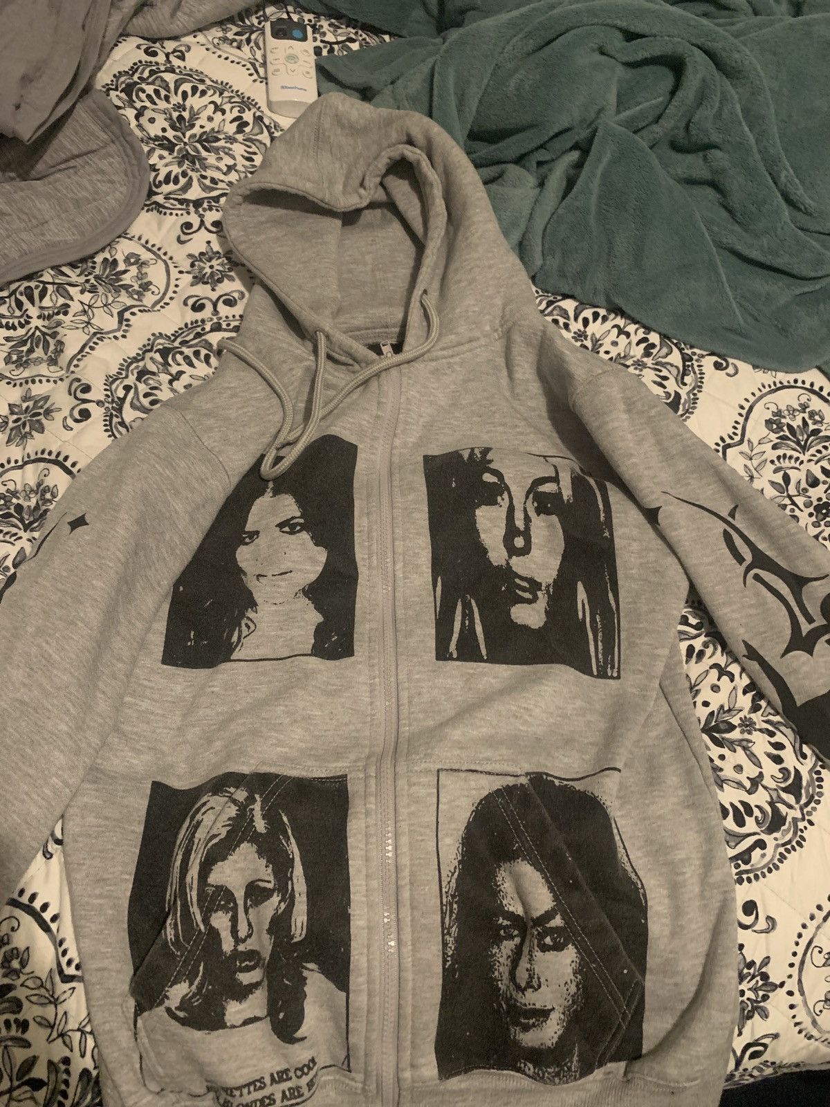 Other lost in december hoodie Size US S / EU 44-46 / 1 - 2 Thumbnail