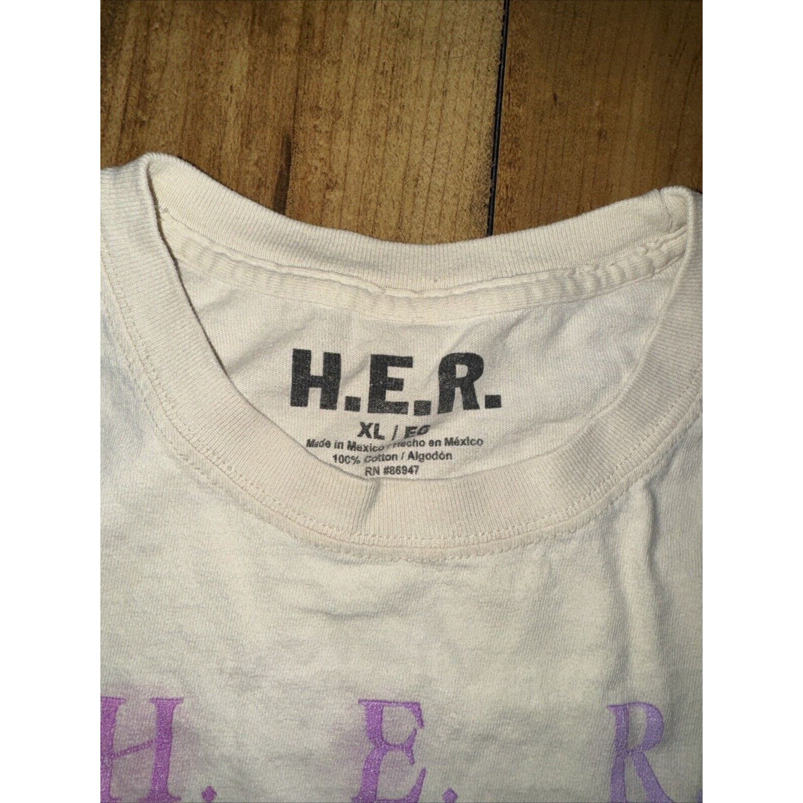 Band Tees × Rap Tees H.E.R. Back Of My Mind T-Shirt Tan XL 22x27 Size US XL / EU 56 / 4 - 3 Thumbnail