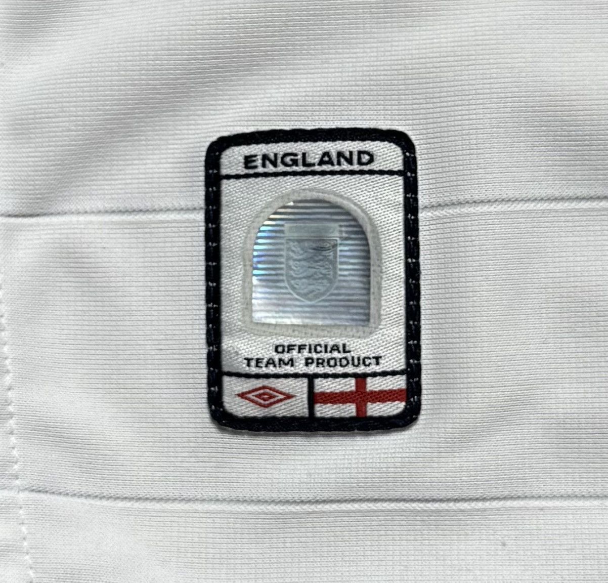 Umbro England 2003 2005 Home Shirt Soccer Jersey Long Sleeve Umbro Size US L / EU 52-54 / 3 - 11 Thumbnail