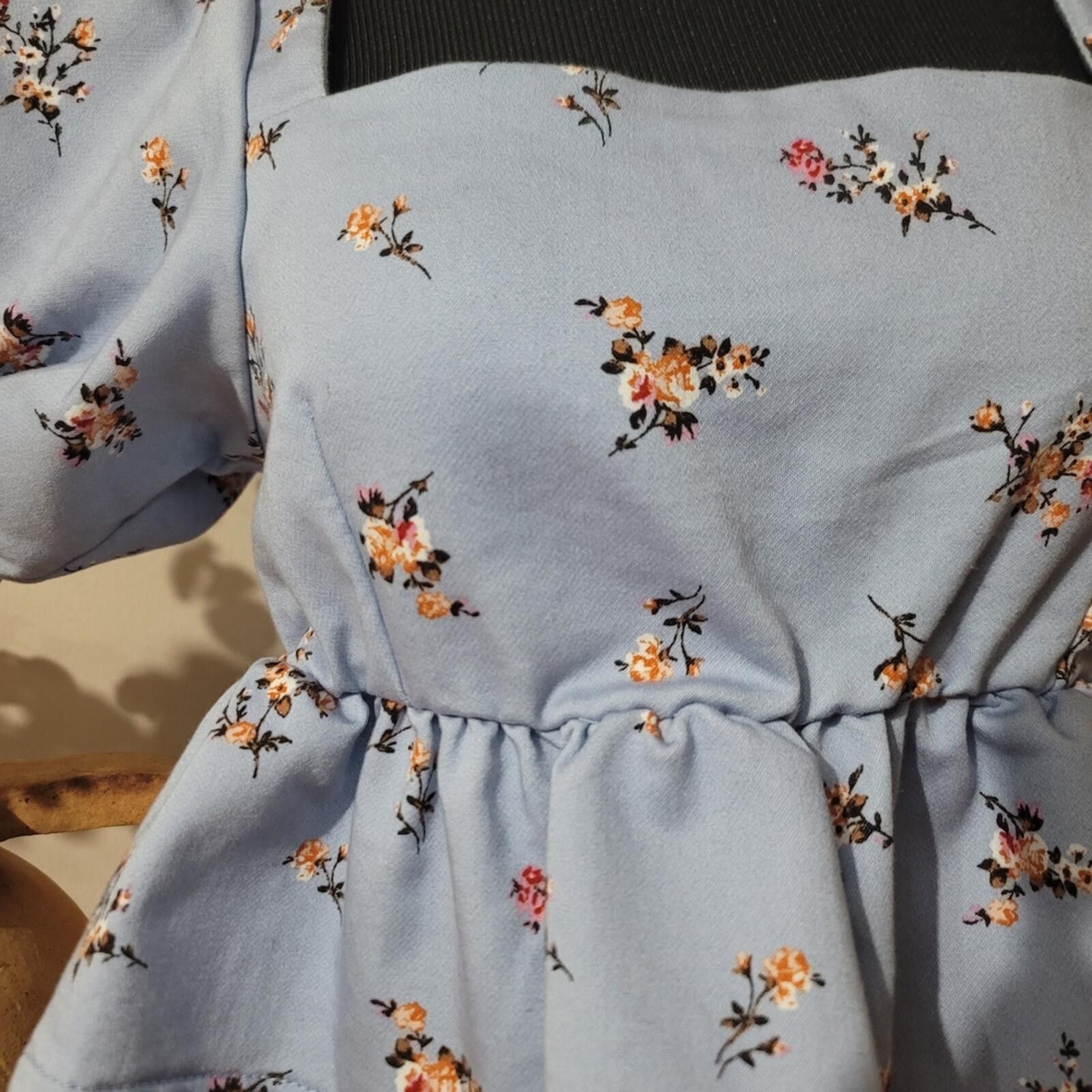 Other Tinseltown Floral Puff Sleeve Peplum Blouse Cottage New M Size M / US 6-8 / IT 42-44 - 3 Thumbnail