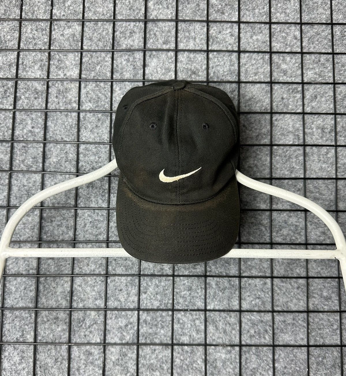 Vintage Nike Vintage Faded Swoosh Logo Adjustable Cap Hat Size OS Size ONE SIZE - 1 Thumbnail