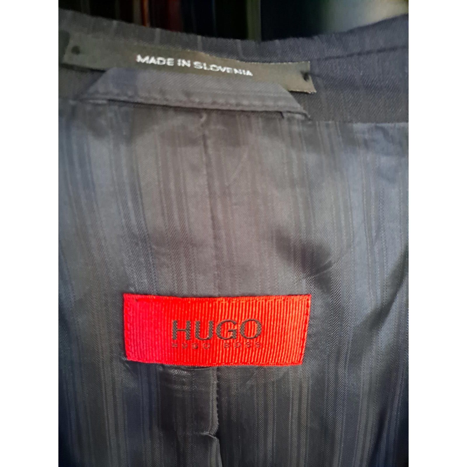 Hugo Boss Hugo Boss Blue Pinstripe 2 Button Blazer Size 42S Size 42R - 2 Thumbnail