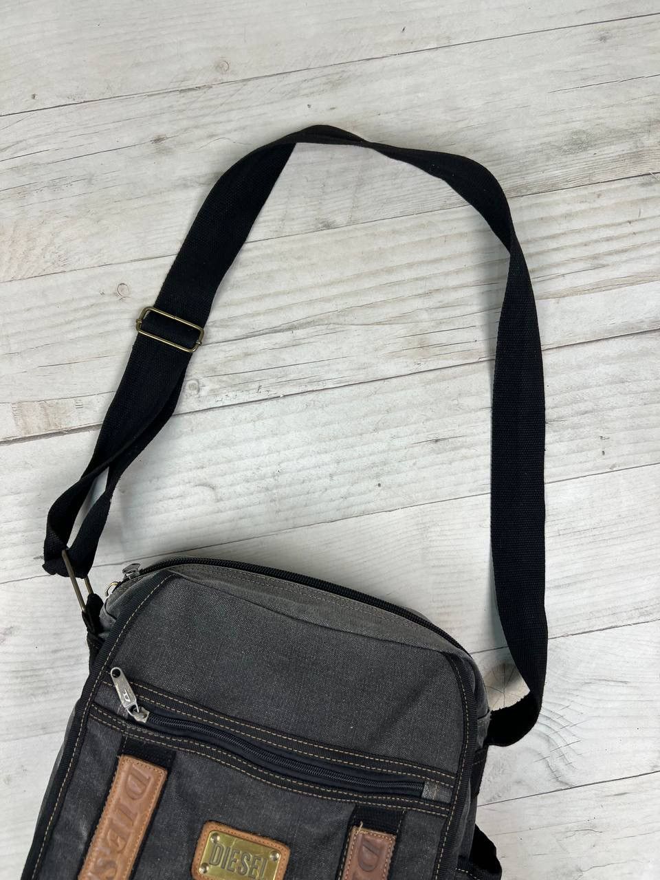 Diesel Vintage Diesel Messenger Shoulders Bag Leather Logo Size ONE SIZE - 2 Thumbnail