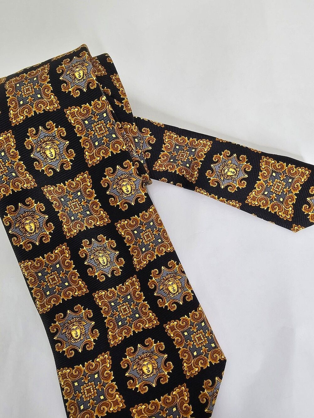 Versace Vintage Gianni Versace Medusa Baroque Silk Tie Navy Gold Size ONE SIZE - 3 Thumbnail