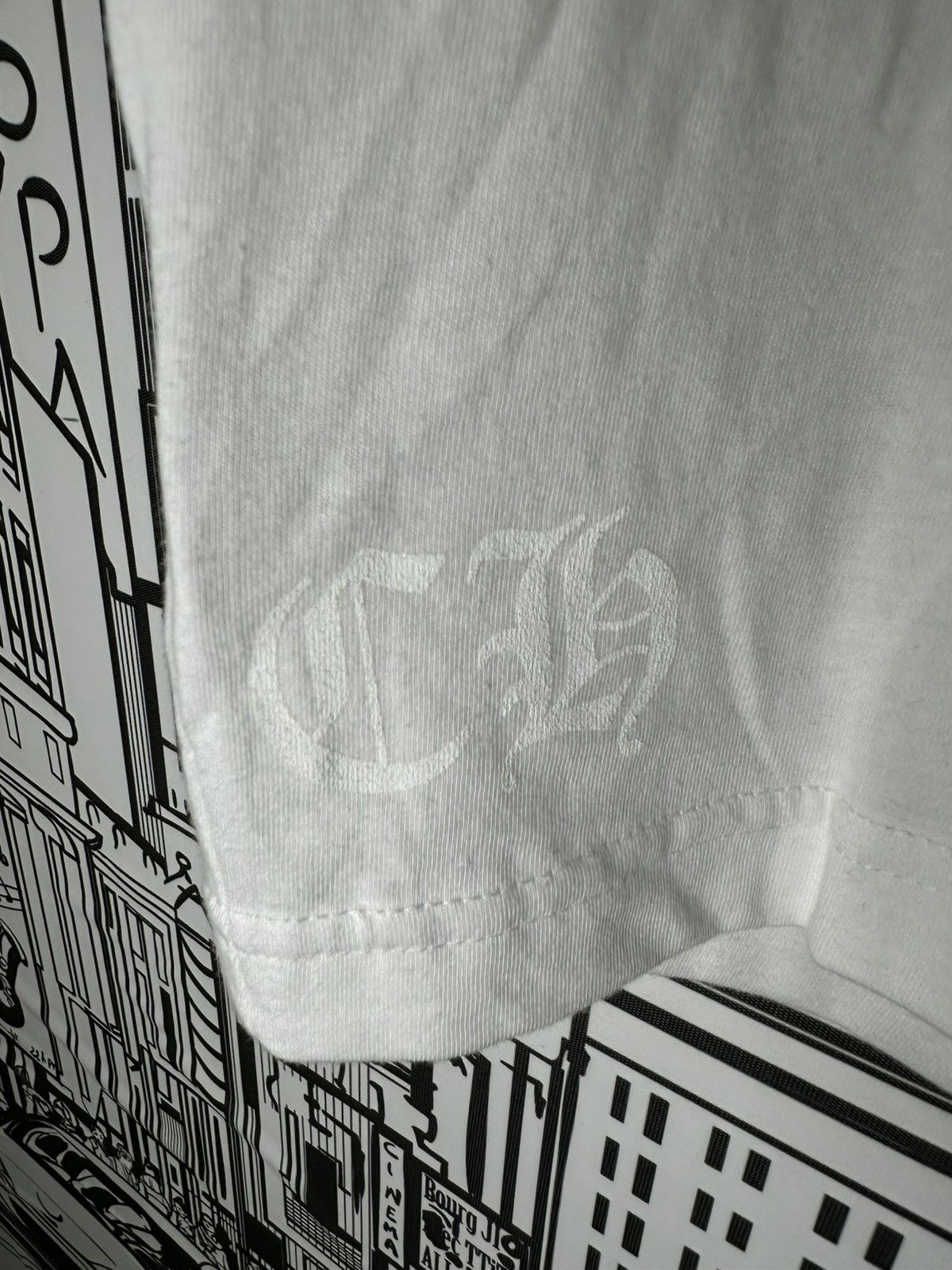 Chrome Hearts Chrome Hearts Neck Logo Tee Large White Size US L / EU 52-54 / 3 - 4 Thumbnail