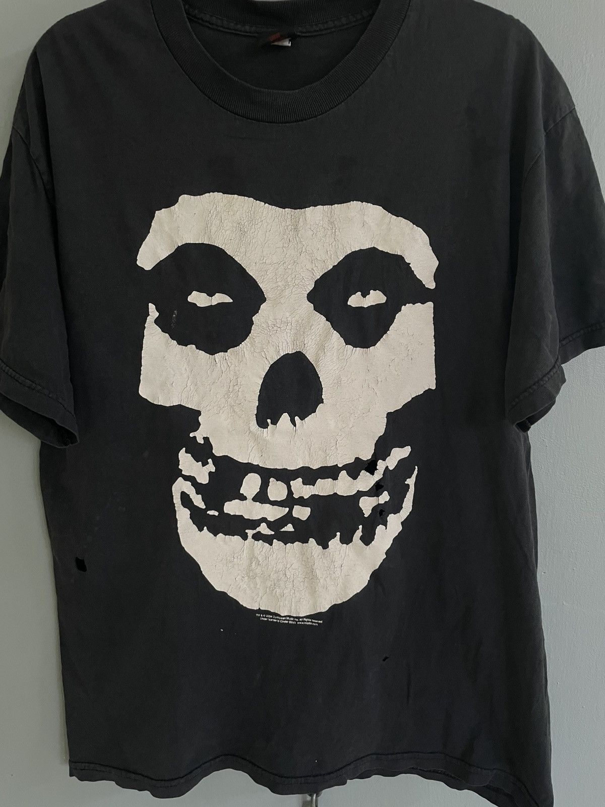 Band Tees Vintage Y2K Misfits punk band distress t shirt Size US M / EU 48-50 / 2 - 3 Thumbnail