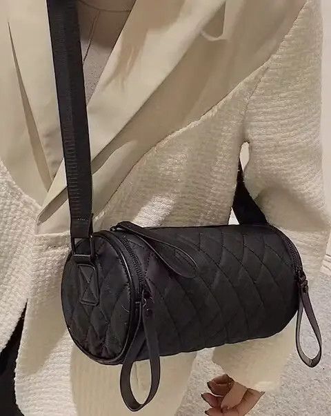Japanese Brand Utility grunge quilted crossbody pouch bag side bag Size ONE SIZE - 1 Preview