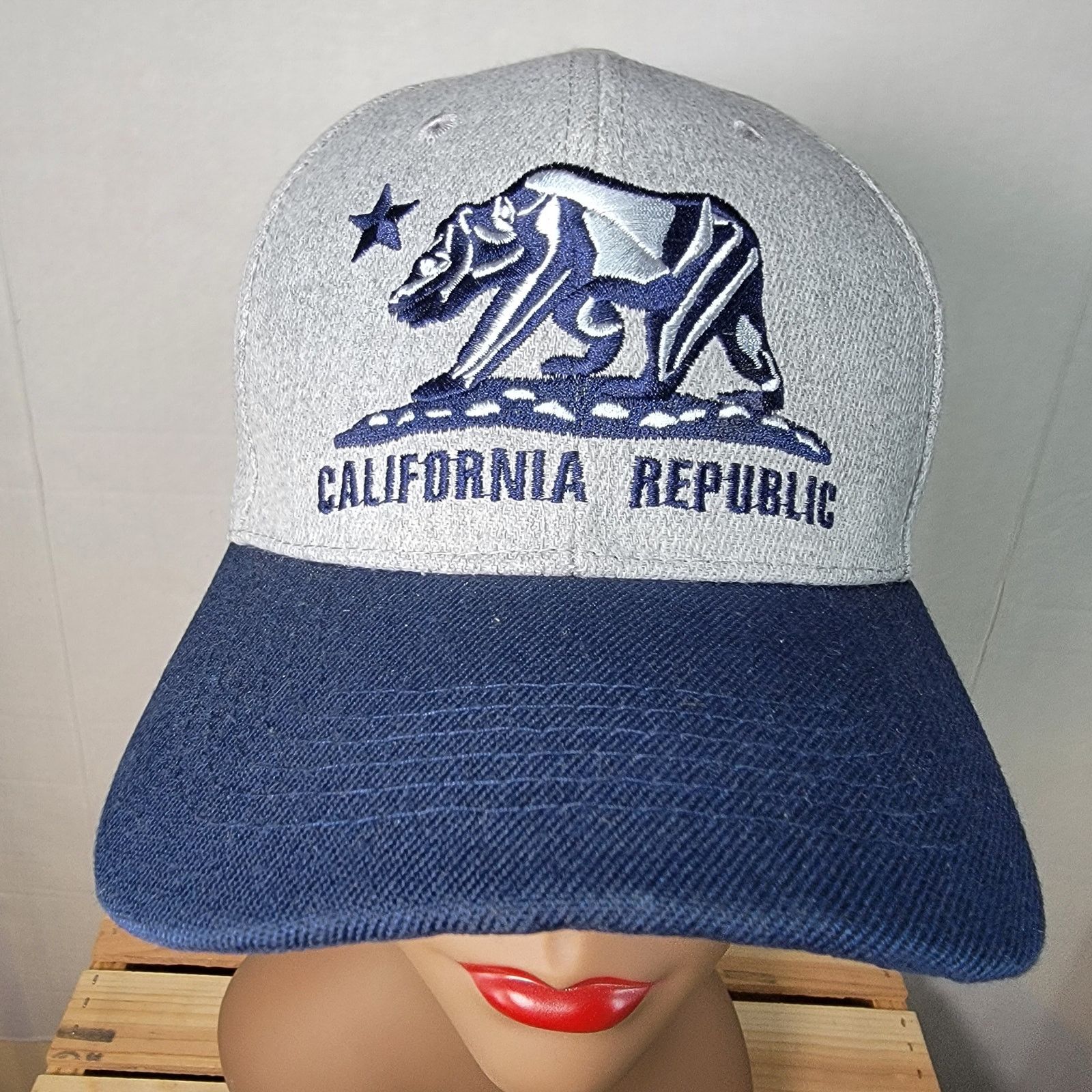Other Adjustable Ballcap Embroidered "California Republic" NWT Size ONE SIZE - 1 Thumbnail