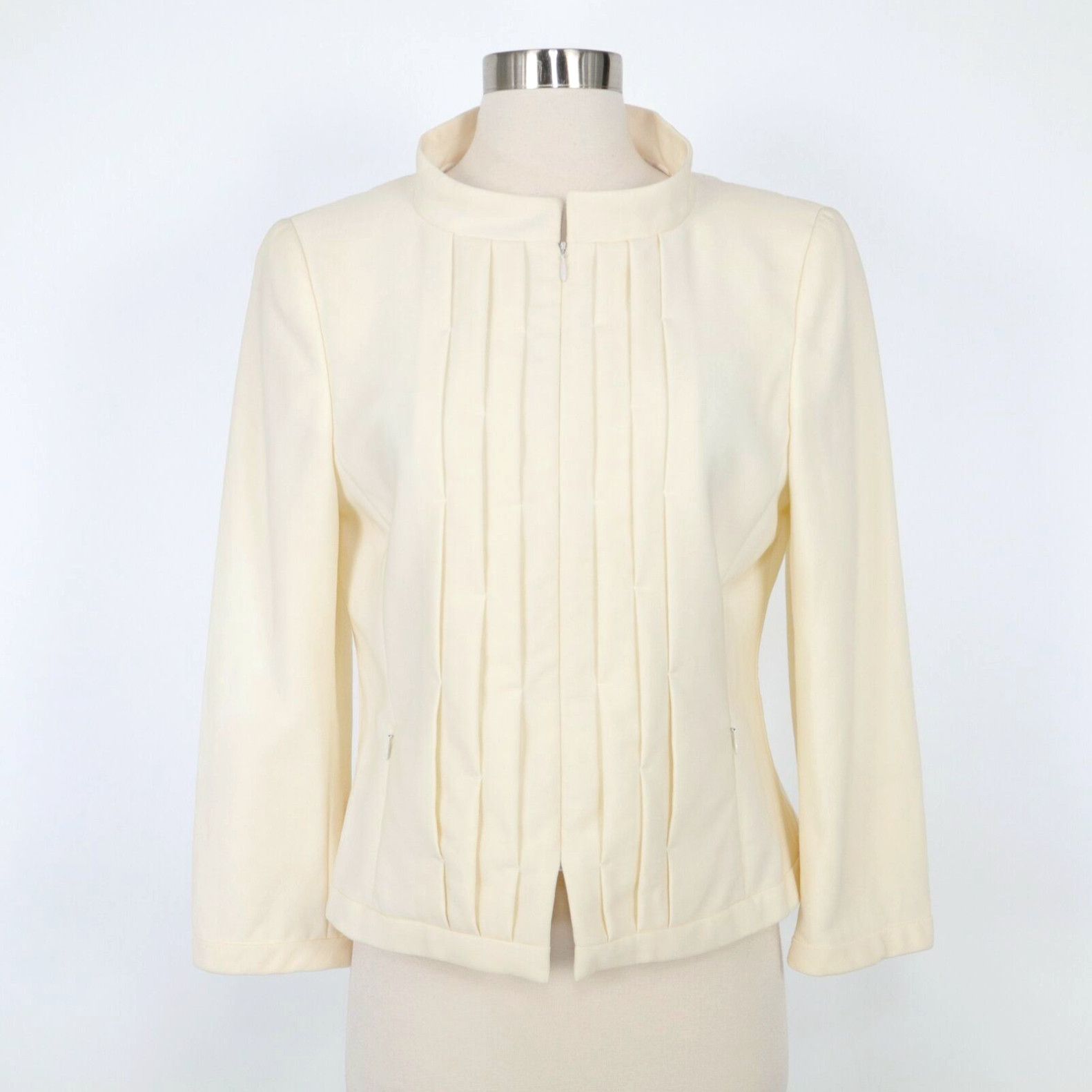 image of Akris Wool Blazer Jacket 8 Cream Ivory White Cropped Pleated Front Zip Career, Women's (Size Medium