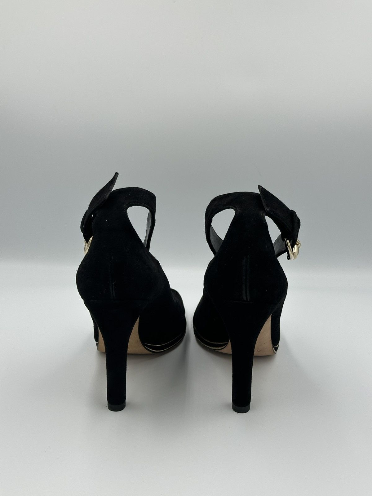 Gucci Gucci classy suede heels with box Size US 7 / IT 37 - 6 Thumbnail