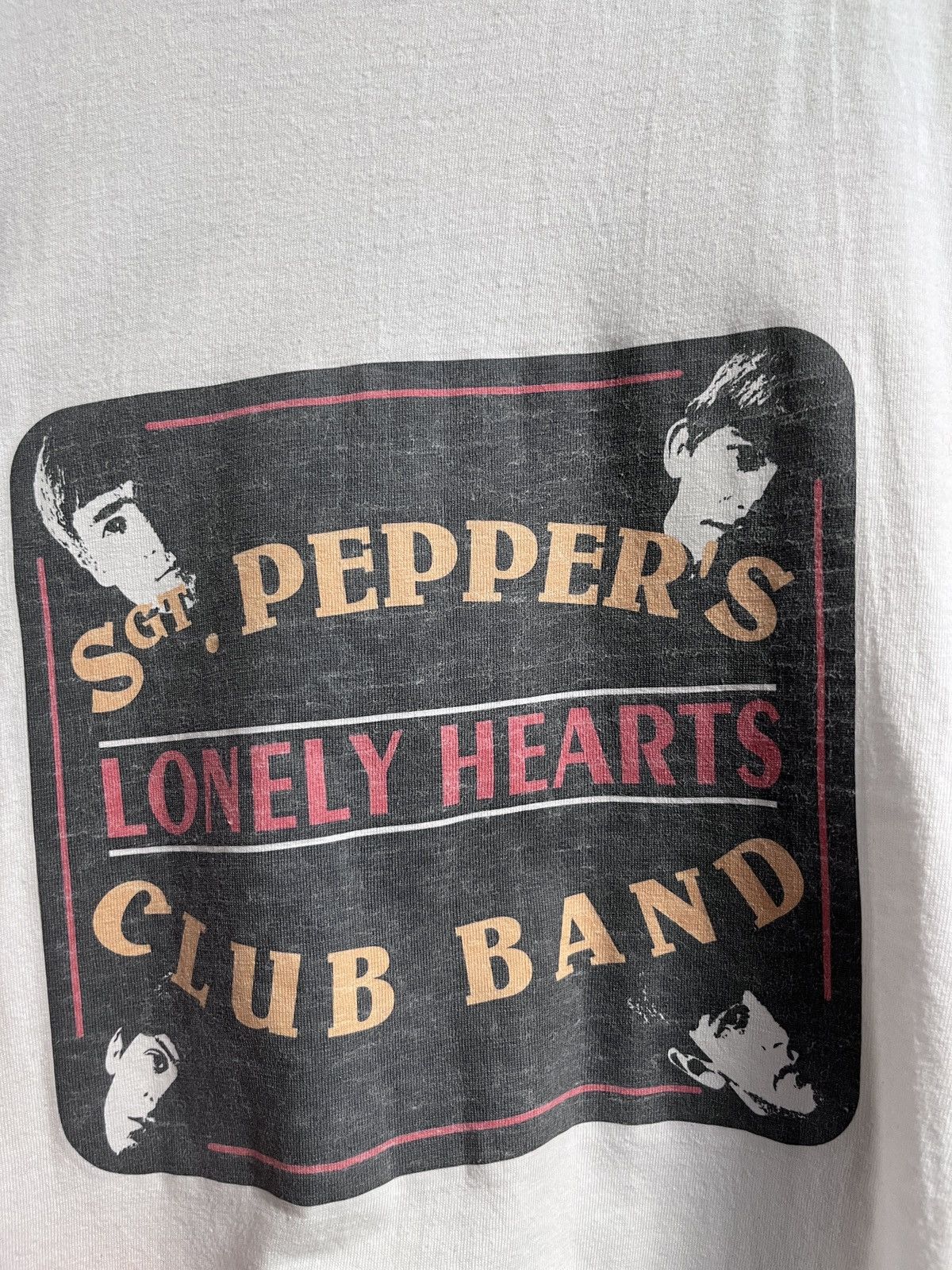 Band Tees The Beatles 90's sgt pepper's lonely hearts club band Size US XL / EU 56 / 4 - 4 Thumbnail