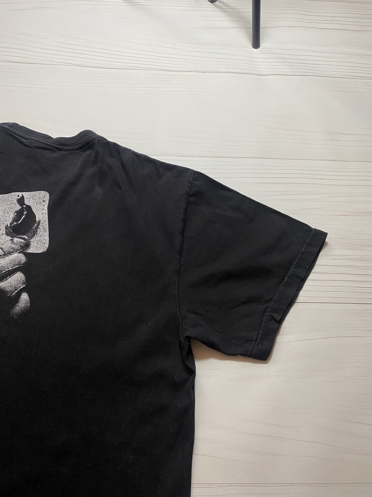 Vintage Vintage Joker 90’s Flybeans Card Batman faded y2k t shirt Size US XL / EU 56 / 4 - 13 Thumbnail