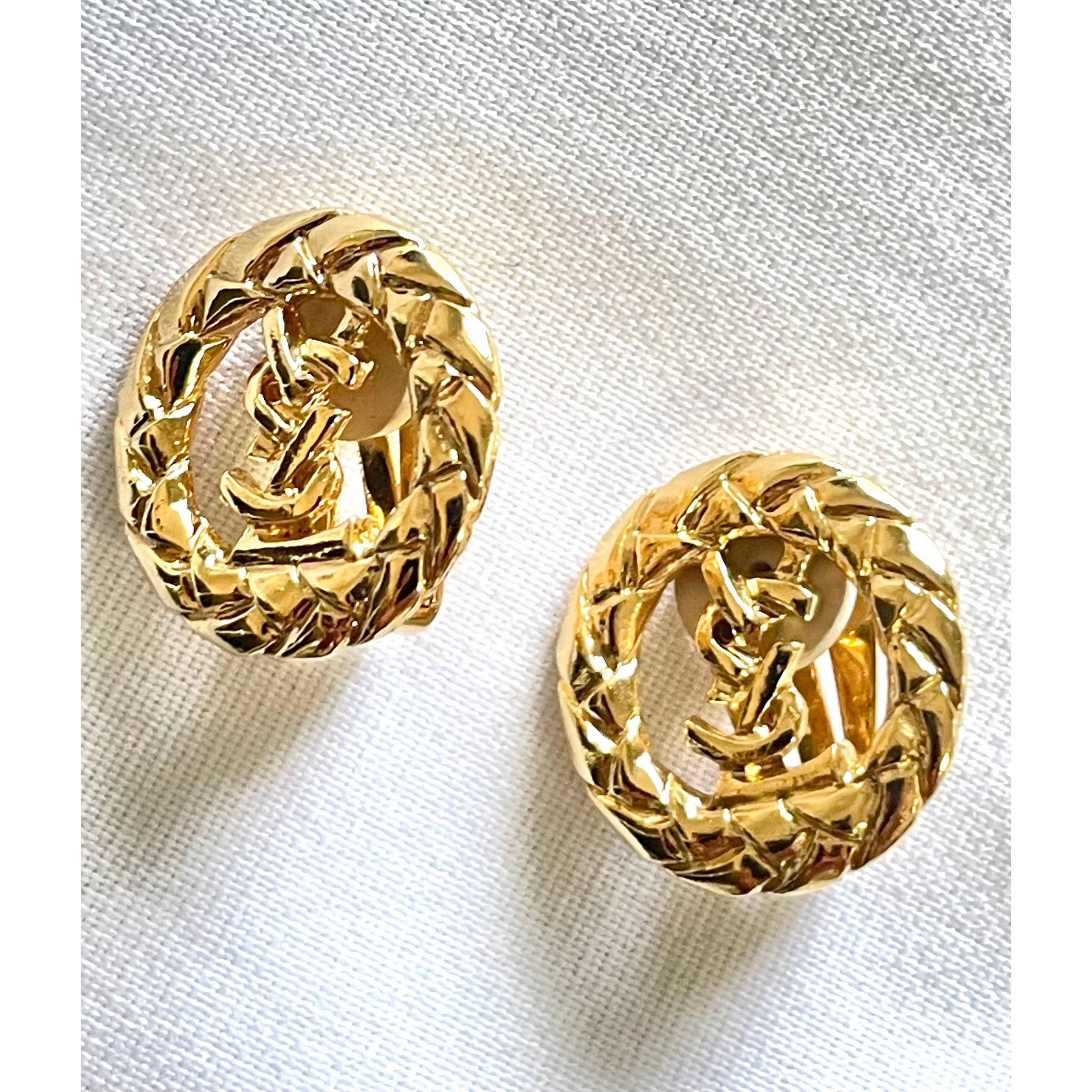 Yves Saint Laurent Vintage Yves Saint Laurent golden round earrings with YSL Size ONE SIZE - 2 Thumbnail