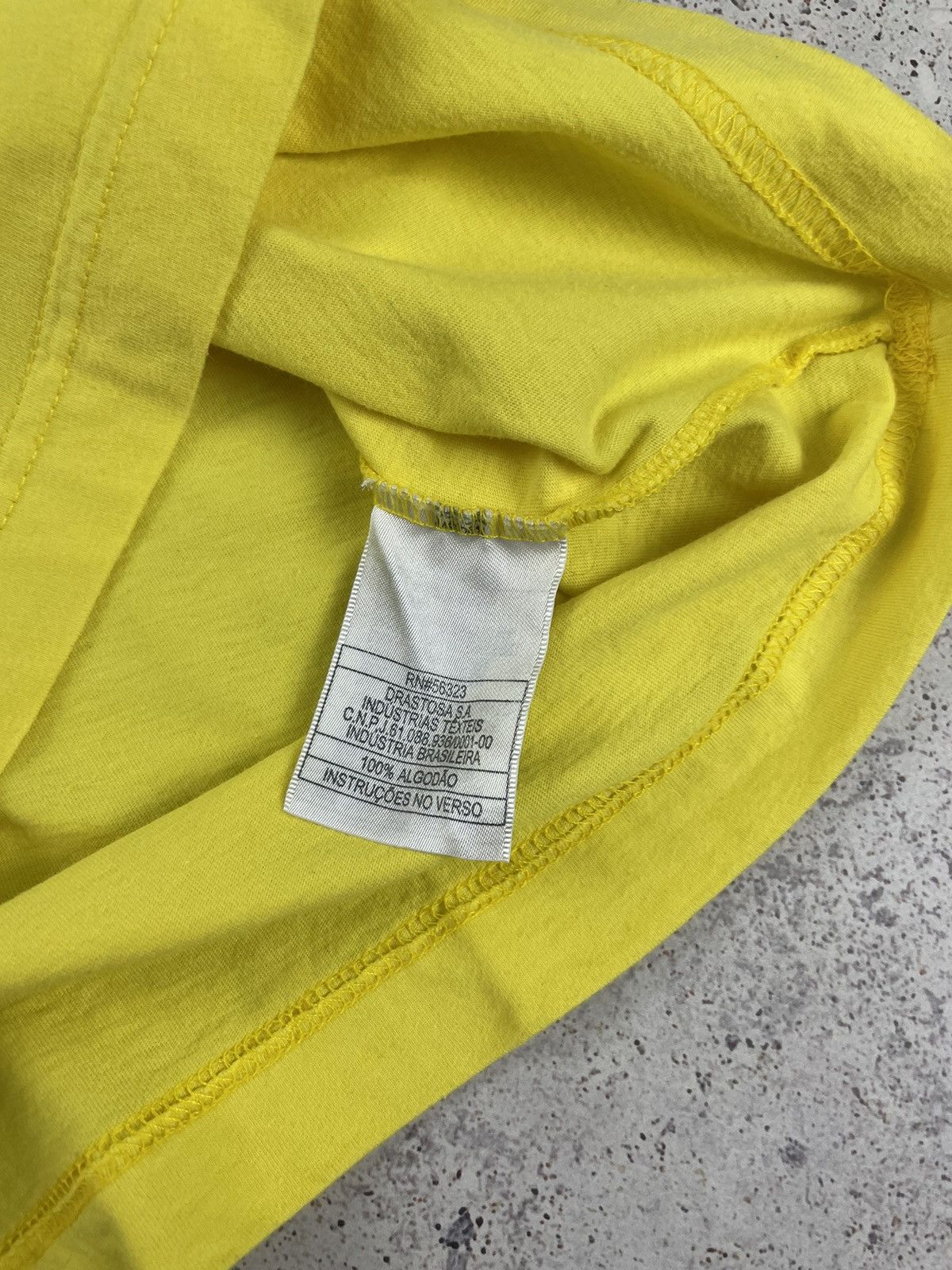 Nike × Vintage Vintage Blokecore Brazil Nike Soccer Jerset T-Shirt Size US S / EU 44-46 / 1 - 7 Thumbnail