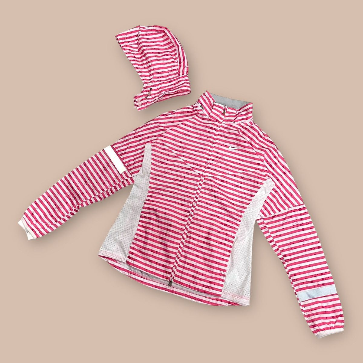 Nike NIKE WOMENS LILY VAPOR JACKET Size US L / EU 52-54 / 3 - 3 Thumbnail