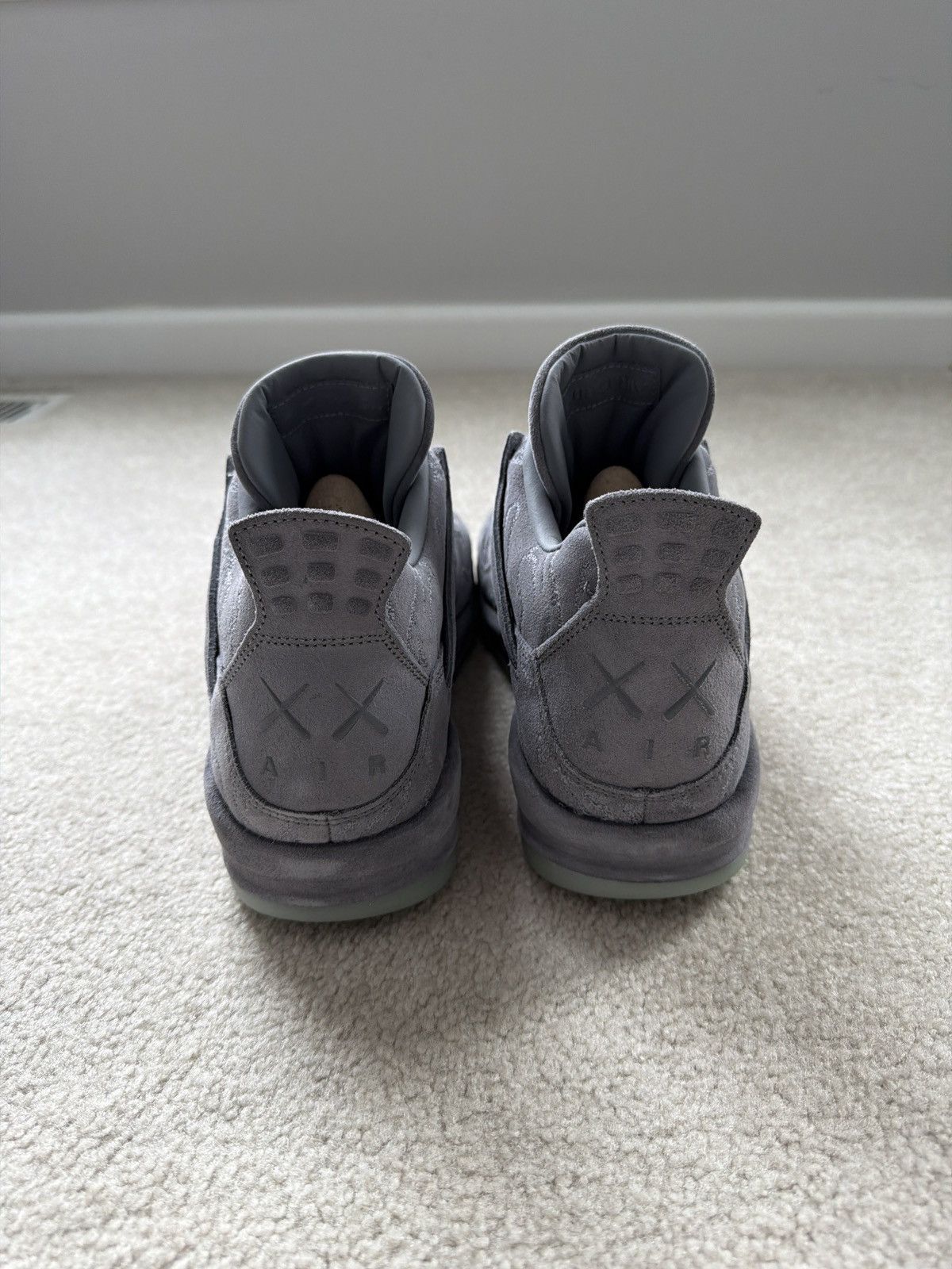 Jordan Brand × Kaws KAWS x Air Jordan 4 Retro 'Cool Grey' Size US 11 / EU 44 - 4 Thumbnail