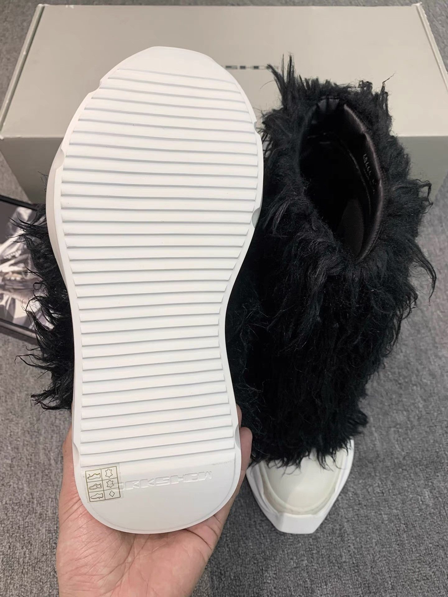 Rick Owens Rick Owens 22FW Shearling Snow Boots K34 Size US 7 / EU 40 - 7 Thumbnail