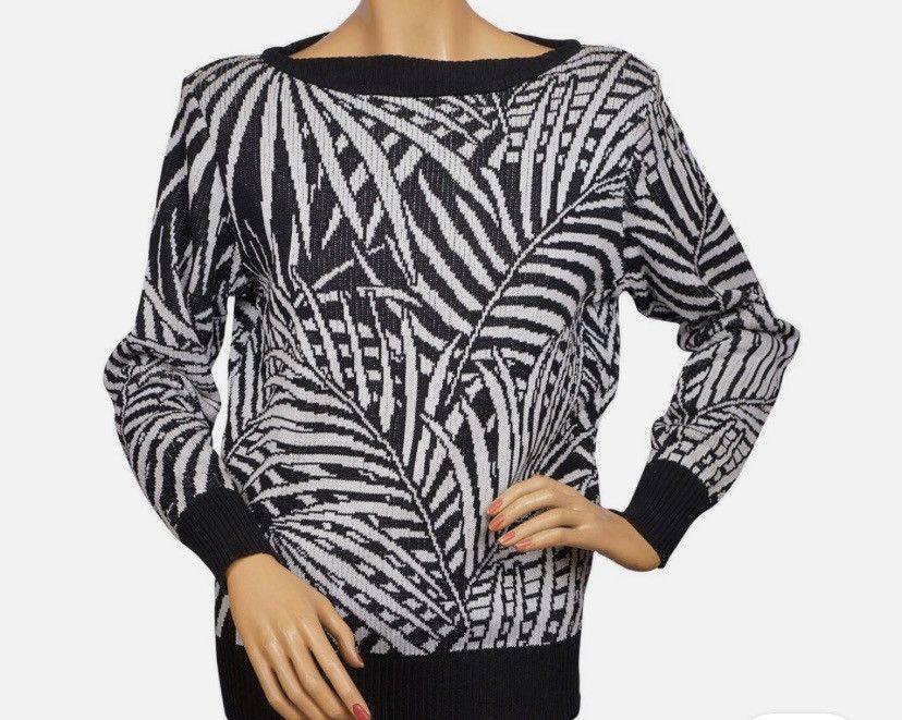 Saint Laurent Paris 1980’s Rive Gauche Intarsia Jacquard Zebra floral knit Size M / US 6-8 / IT 42-44 - 16 Thumbnail