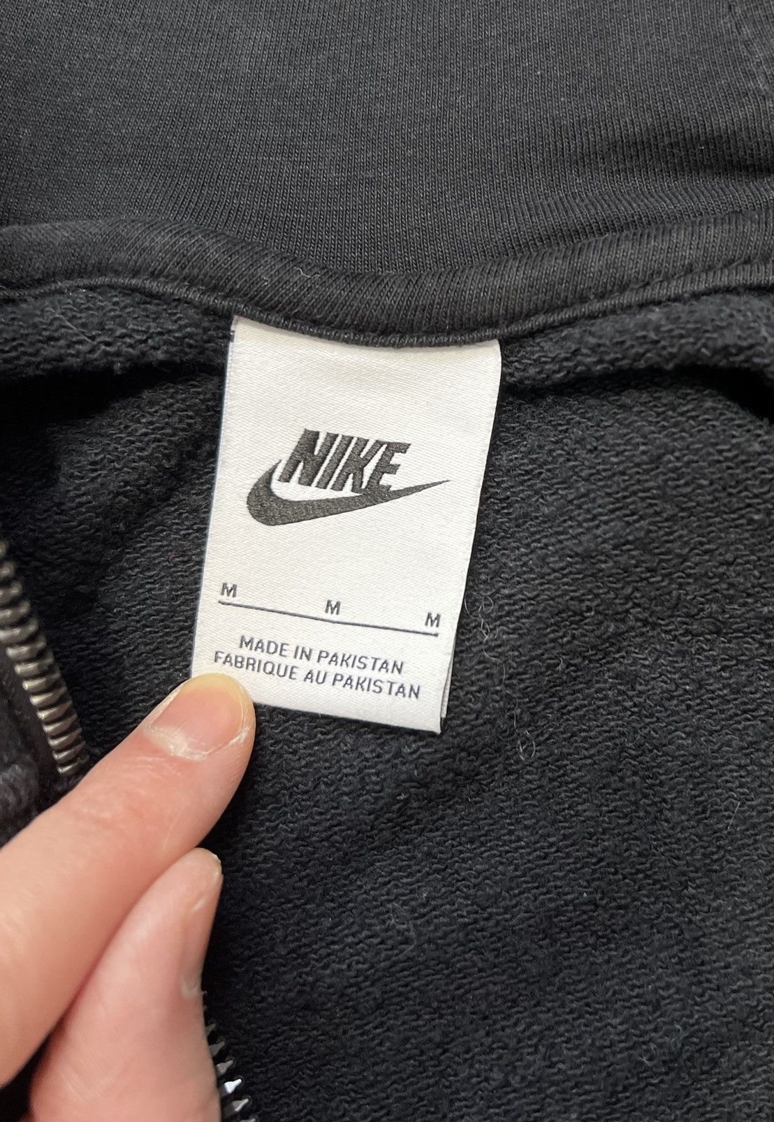 Nike Hoodie Nike small logo zipped black Size US M / EU 48-50 / 2 - 2 Thumbnail