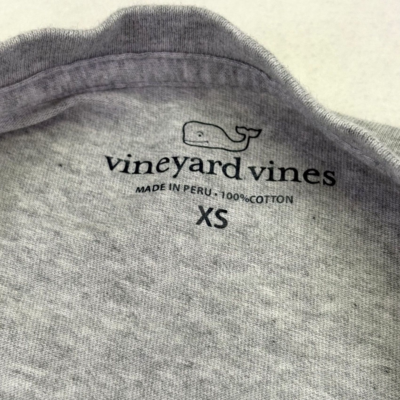 Vineyard Vines Vineyard Vines Happy Hanukkah Whale Menorah Long Sleeve T Shirt Gray XS Mens Size US XS / EU 42 / 0 - 5 Thumbnail