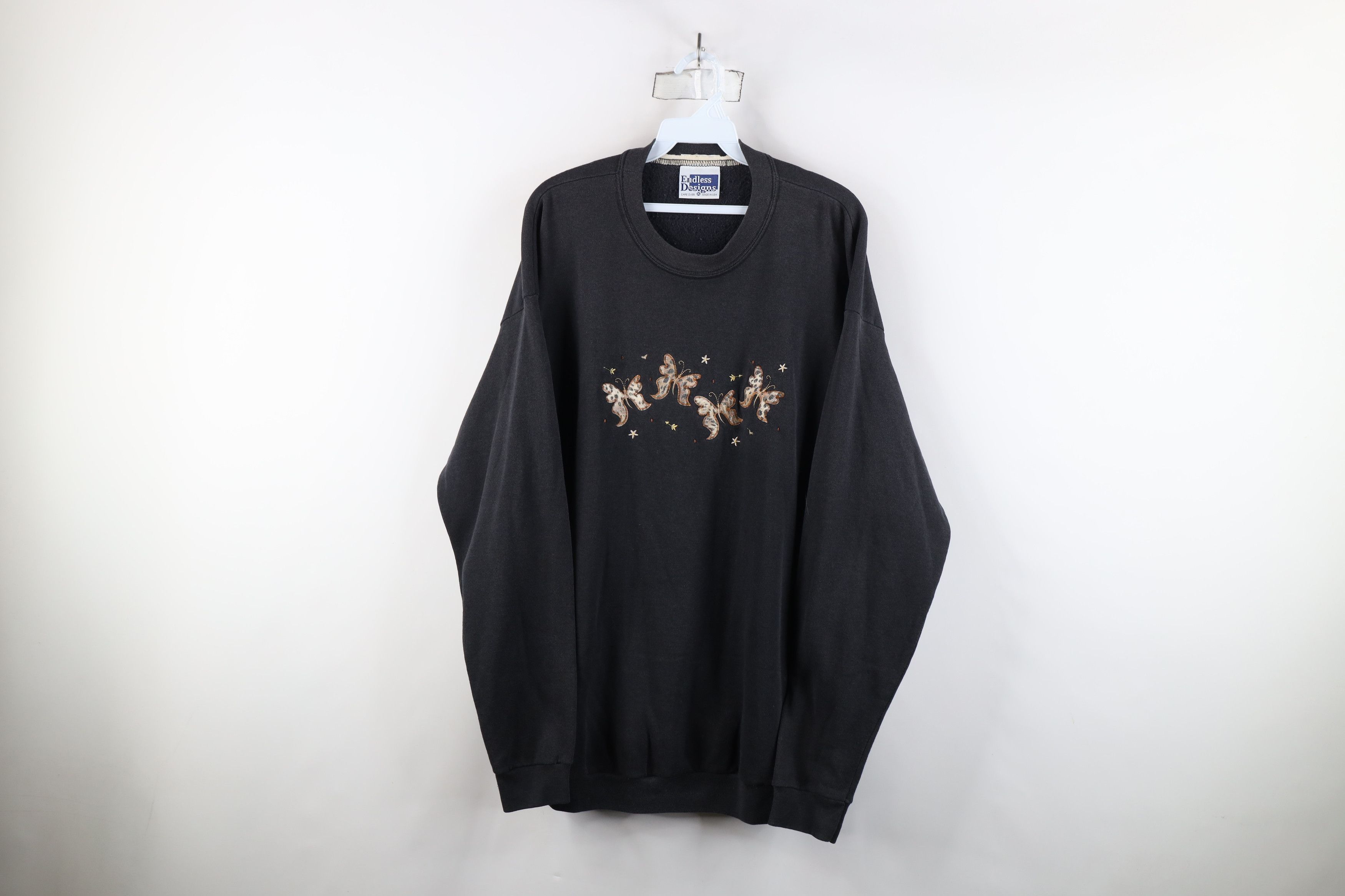 Vintage Vintage 90s Streetwear Butterfly Crewneck Sweatshirt USA Size XL / US 12-14 / IT 48-50 - 1 Thumbnail