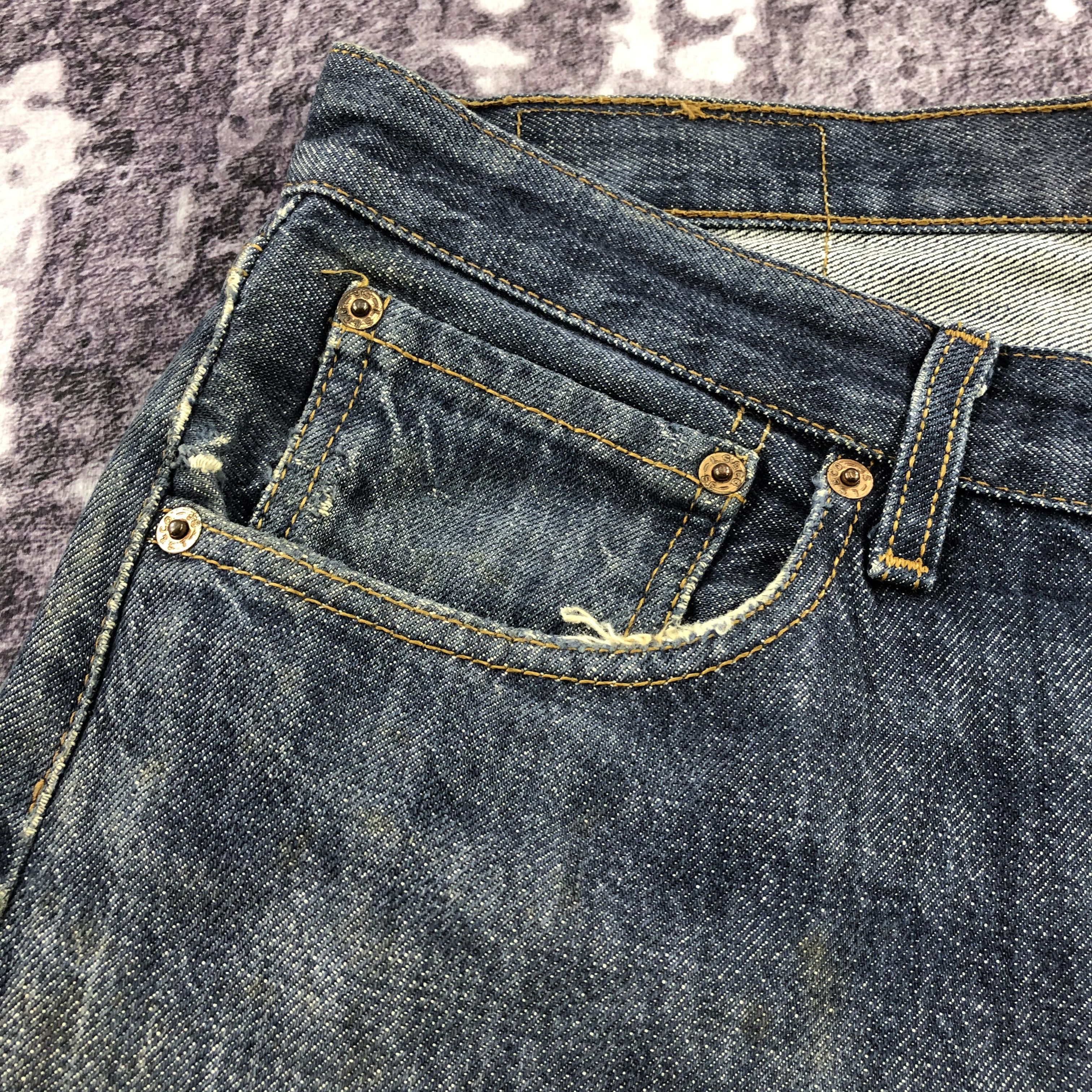 Levi's × Vintage 90s Vintage Ripped Levis 501 Jeans-JM2540 Size US 33 - 13 Thumbnail