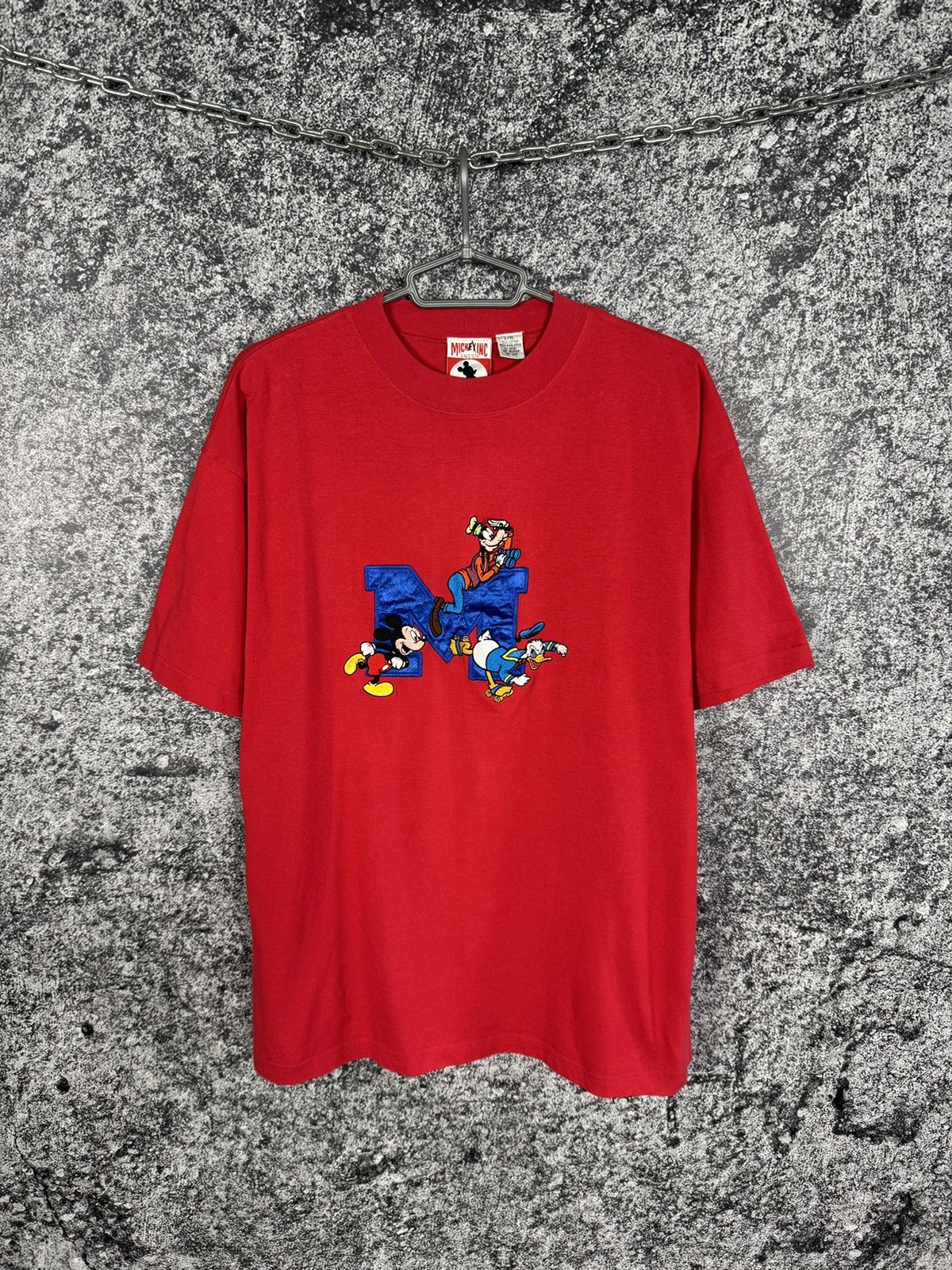 Disney Vintage Mickey Inc. Tee Embroidered Logo Donald Duck Guffy Size US L / EU 52-54 / 3 - 1 Thumbnail