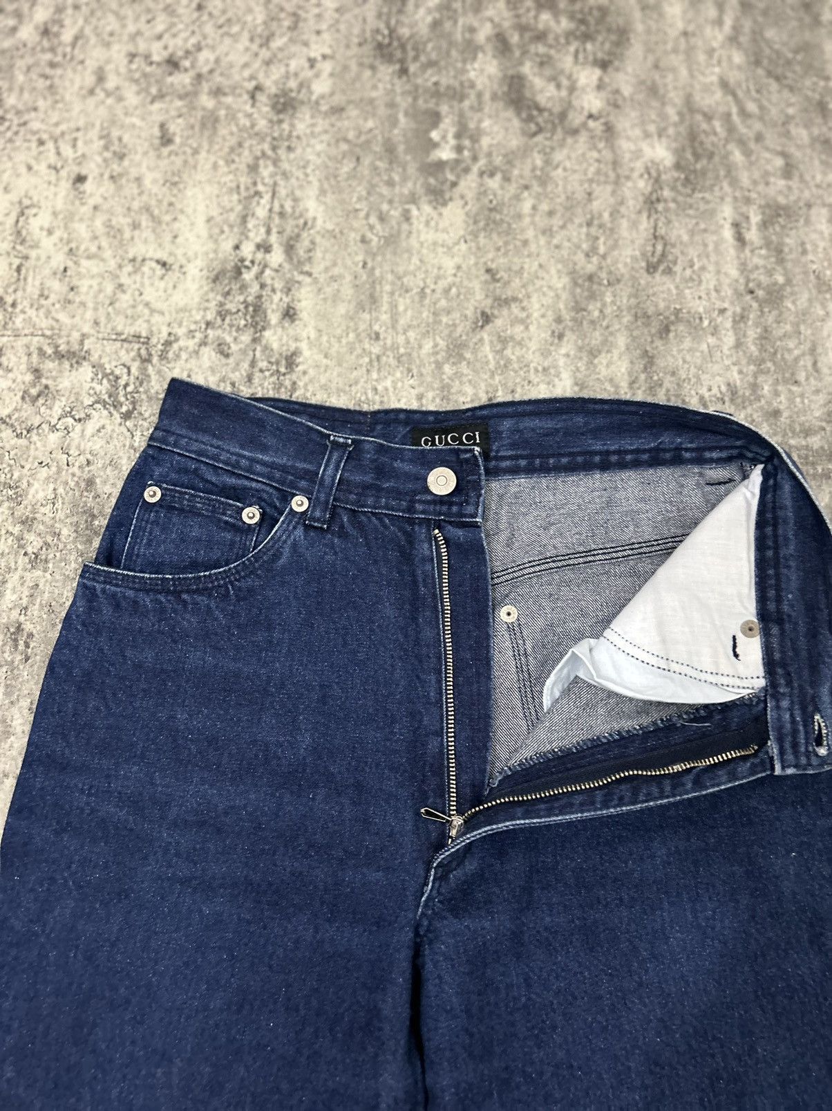 Gucci Gucci Embroidery Logo Back Pocket Jeans Size US 27 - 11 Thumbnail