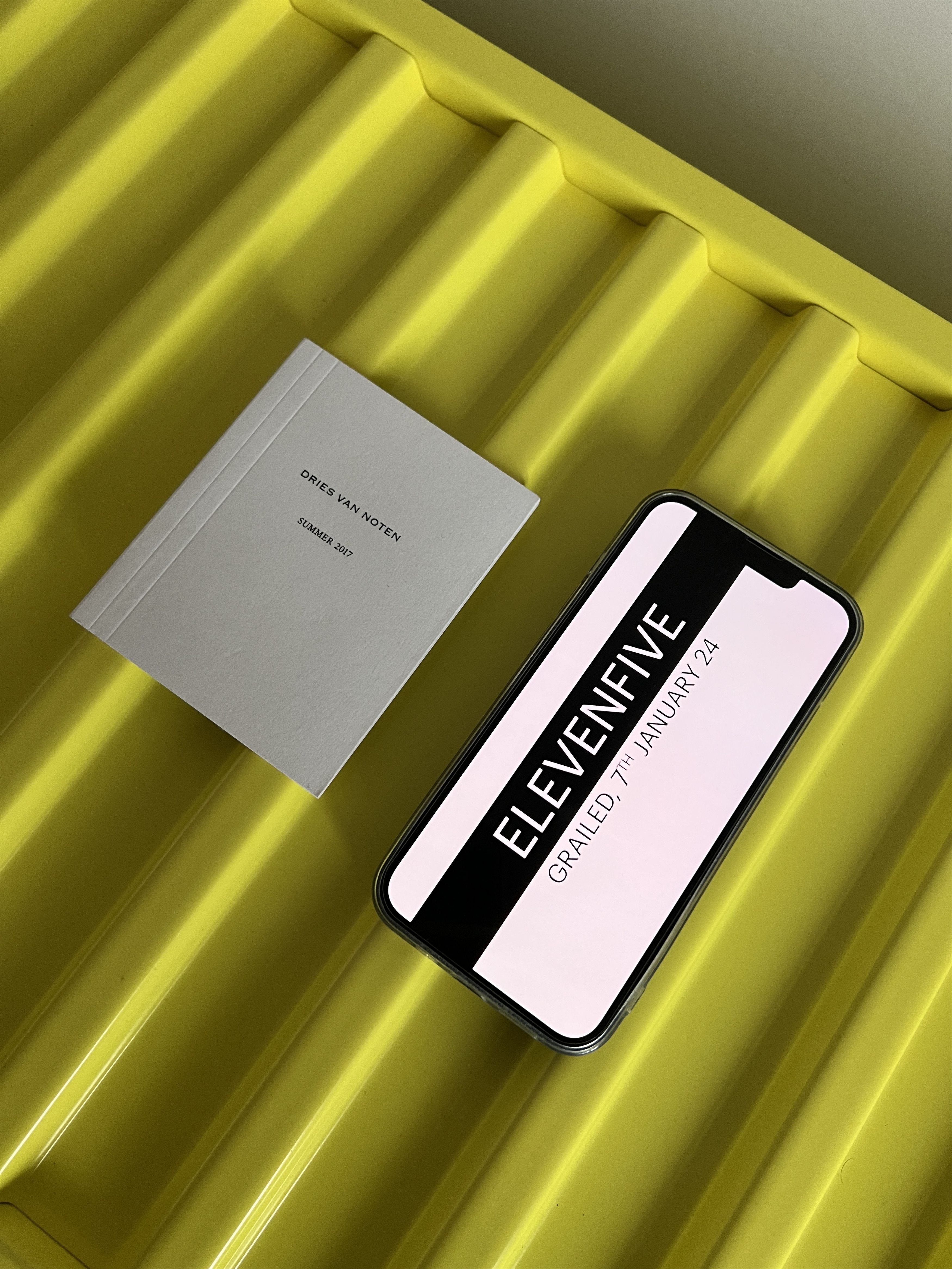 Dries Van Noten Dries Van Noten Lookbook SS/17 Size ONE SIZE - 2 Thumbnail