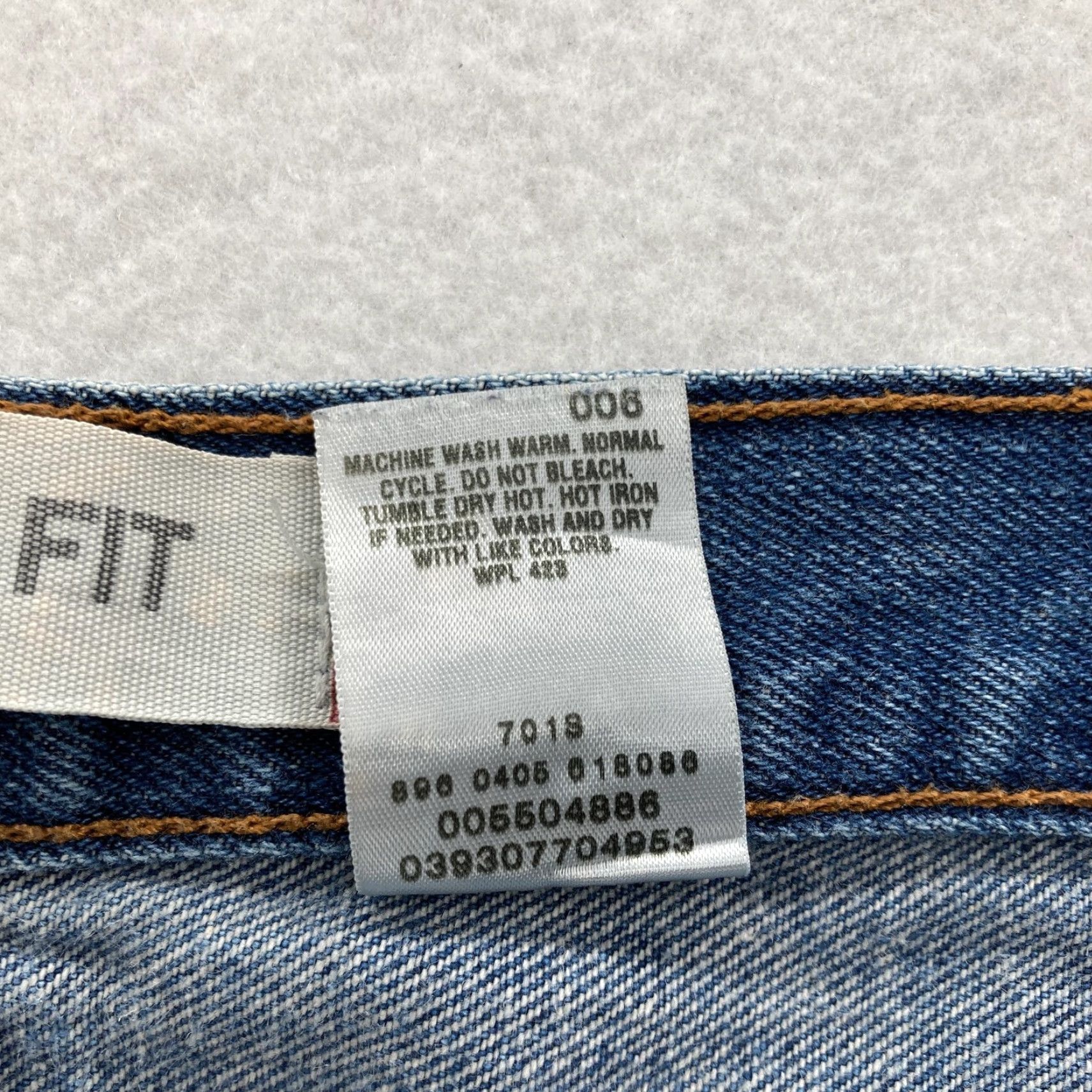 Levi's VINTAGE Levi's 550 Jeans Mens 38x34 Blue Relaxed Fit Tapered Leg Denim 2005 Y2K Size US 38 / EU 54 - 5 Thumbnail