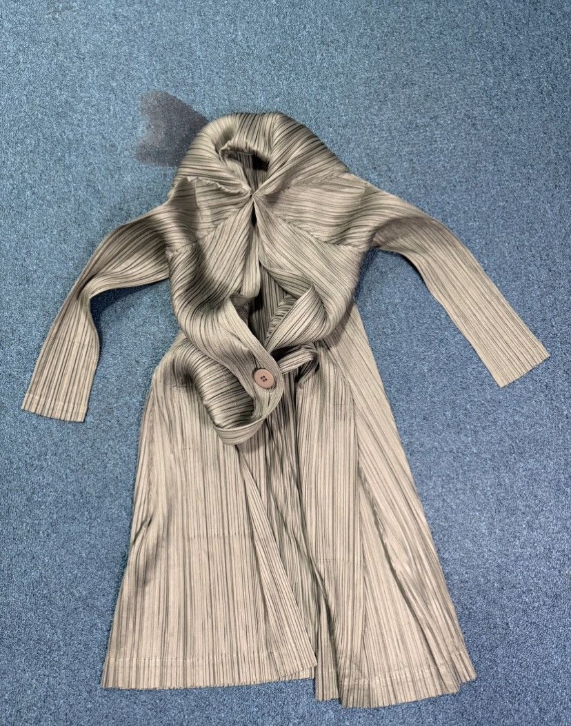 Pleats Please Issey Miyake Pleats Please Single Breast Cardigan Size S / US 4 / IT 40 - 1 Thumbnail