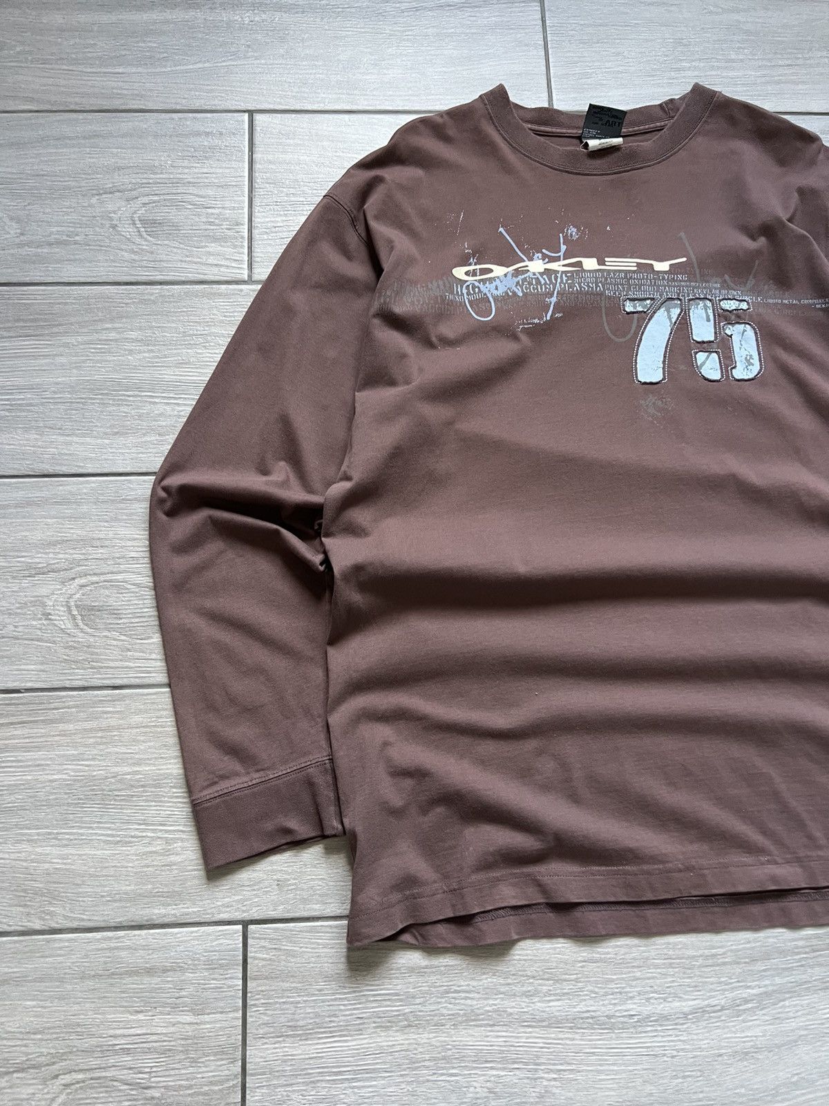 Oakley Oakley Long Sleeve Center Logo Embroider Chocolate Size US XL / EU 56 / 4 - 5 Thumbnail