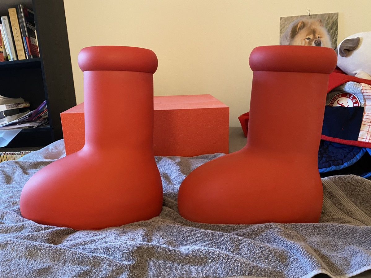 MSCHF Big Red Boots Size US 10 / EU 43 - 4 Thumbnail