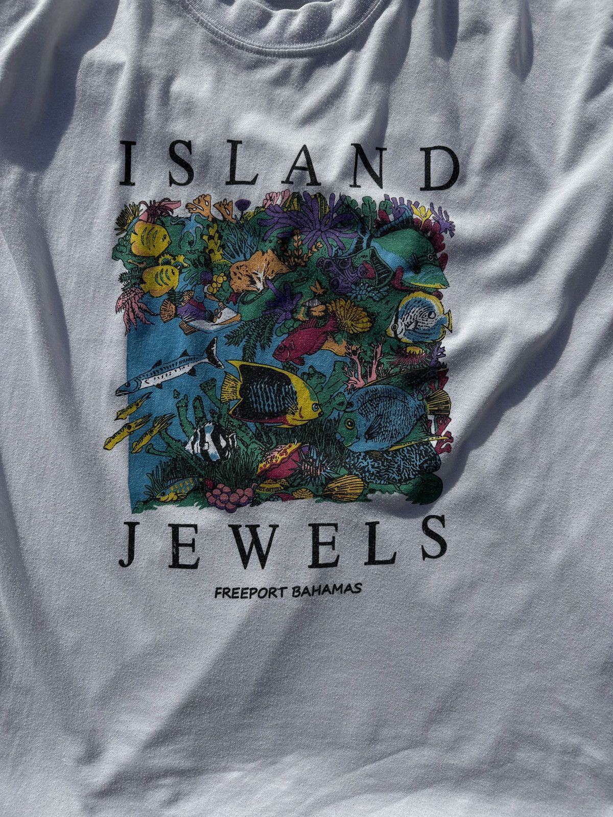 Other ISLAND JEWELS GRAPHIC TEE Size US XL / EU 56 / 4 - 2 Thumbnail