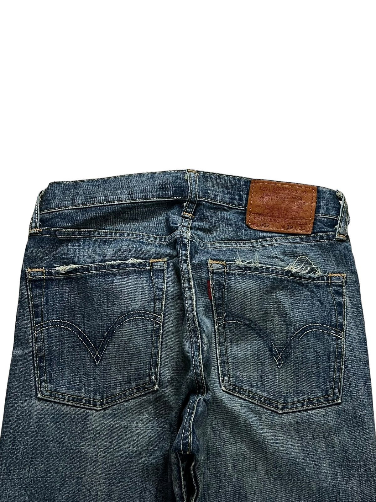 Levi's × Levi's Vintage Clothing Vintage 90s Levis 502 Blue Wash Distressed Loose Jeans Size US 30 / EU 46 - 8 Thumbnail