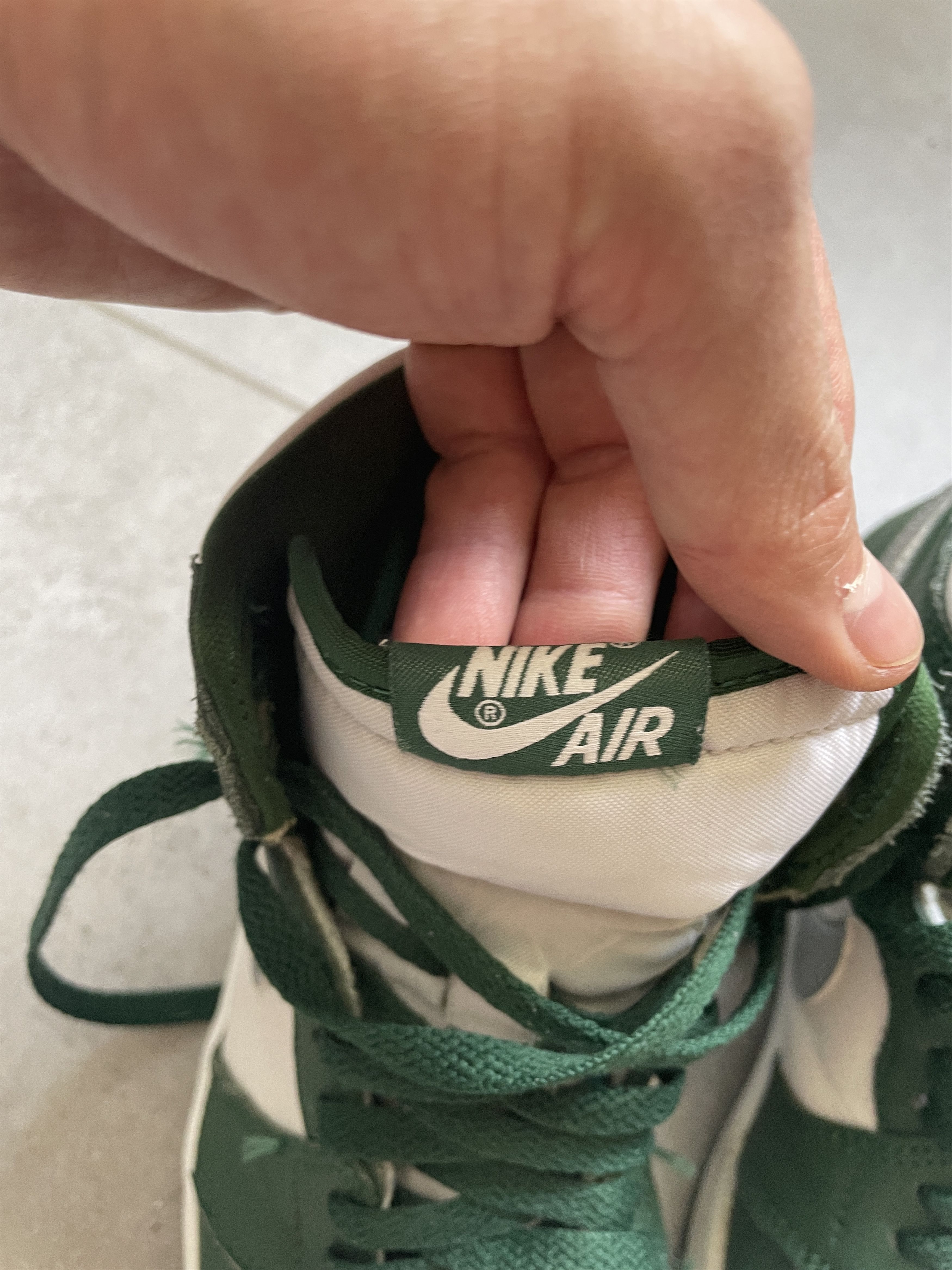 Jordan Brand × Nike AIR JORDAN 1 GEORGE GREEN HIGHTOP SNEAKERS Size US 7 / EU 40 - 5 Thumbnail
