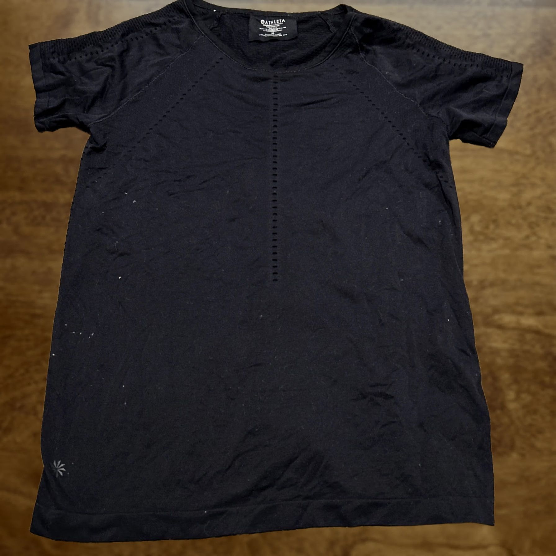 Athleta Athleta Women’s M Black T Shirt Nylon Athletic Breathing Stretch Pullover Gym & Training Running Shirt Womens B15 Size M / US 6-8 / IT 42-44 - 1 Thumbnail