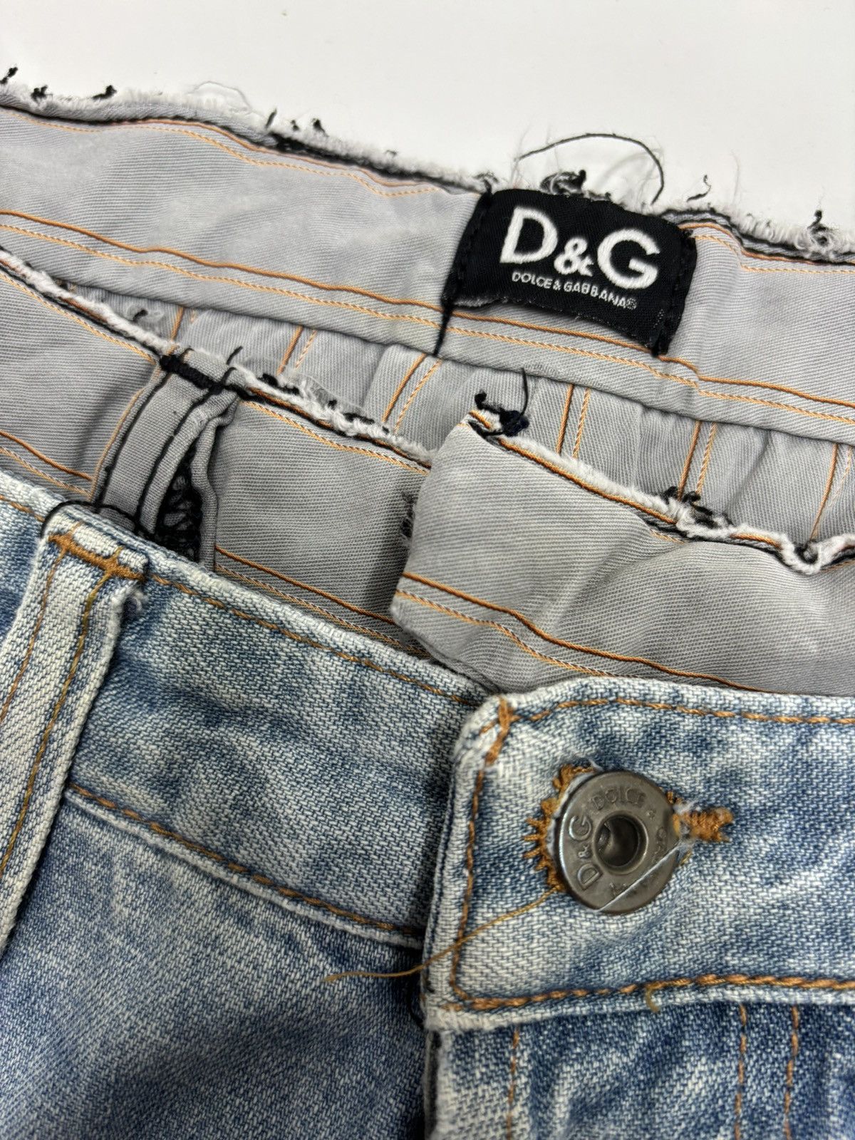 Dolce & Gabbana Dolce & Gabbana Double Waist Thrashed Distressed Denim Jeans Size 30" / US 8 / IT 44 - 10 Thumbnail
