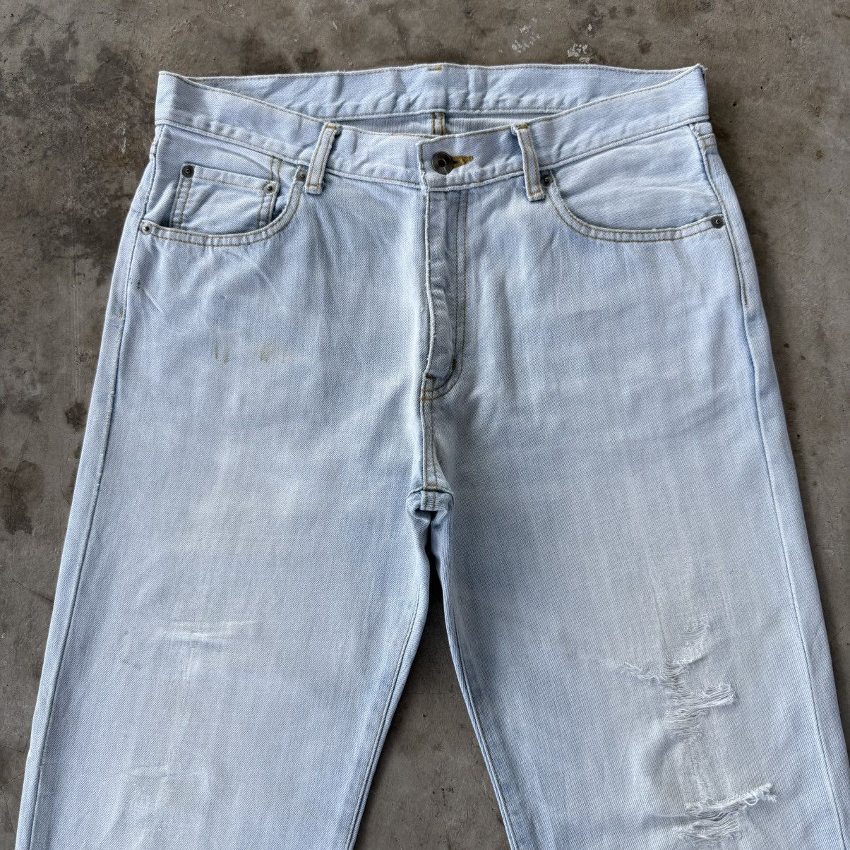 Japanese Brand Vintage Japanese Brand Light Wash Blue Ripped Denim Jean. Size US 35 - 2 Thumbnail