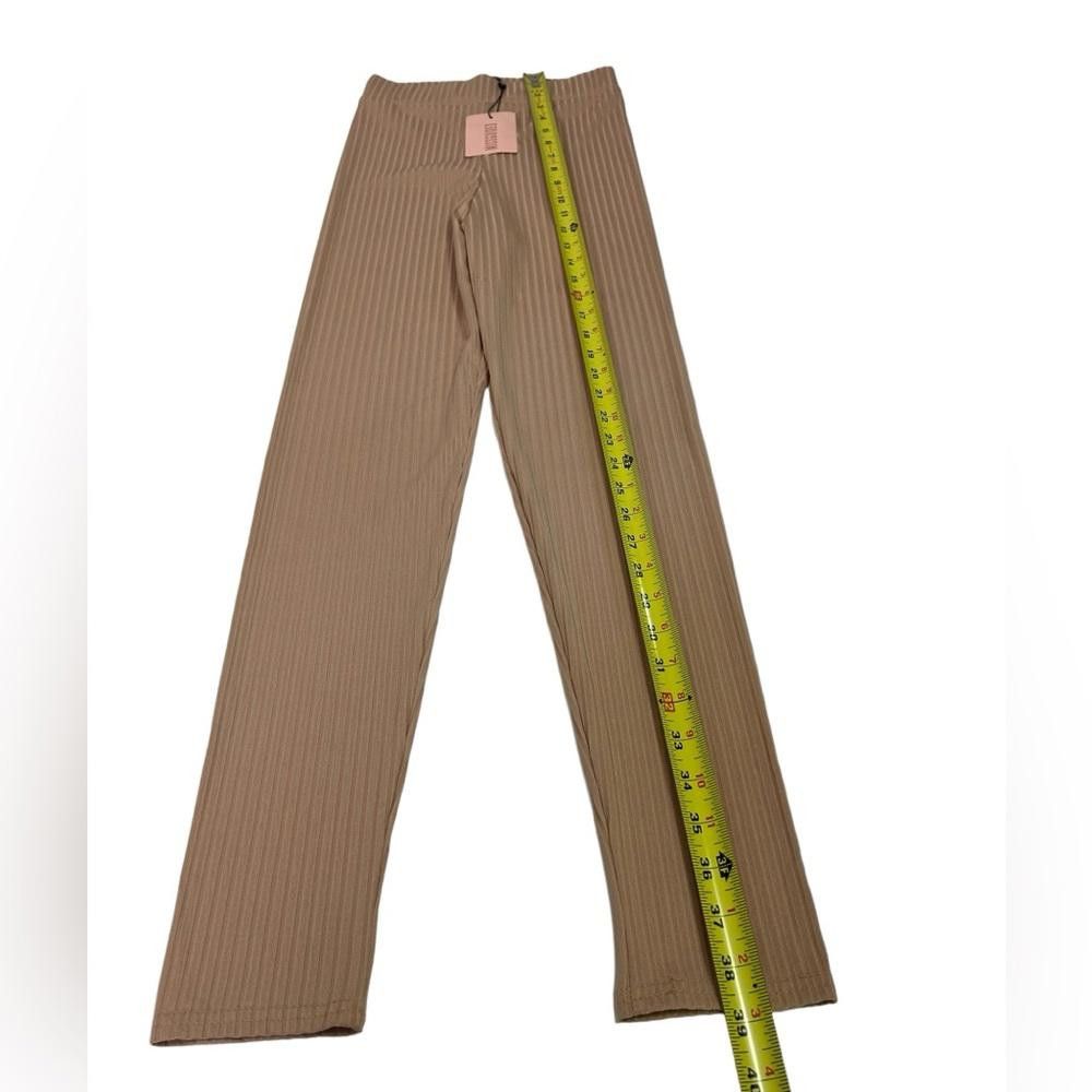 Designer Missguided l NWT High Waisted Ribbed Leggings Tan Size 6 Size 28" / US 6 / IT 42 - 3 Thumbnail