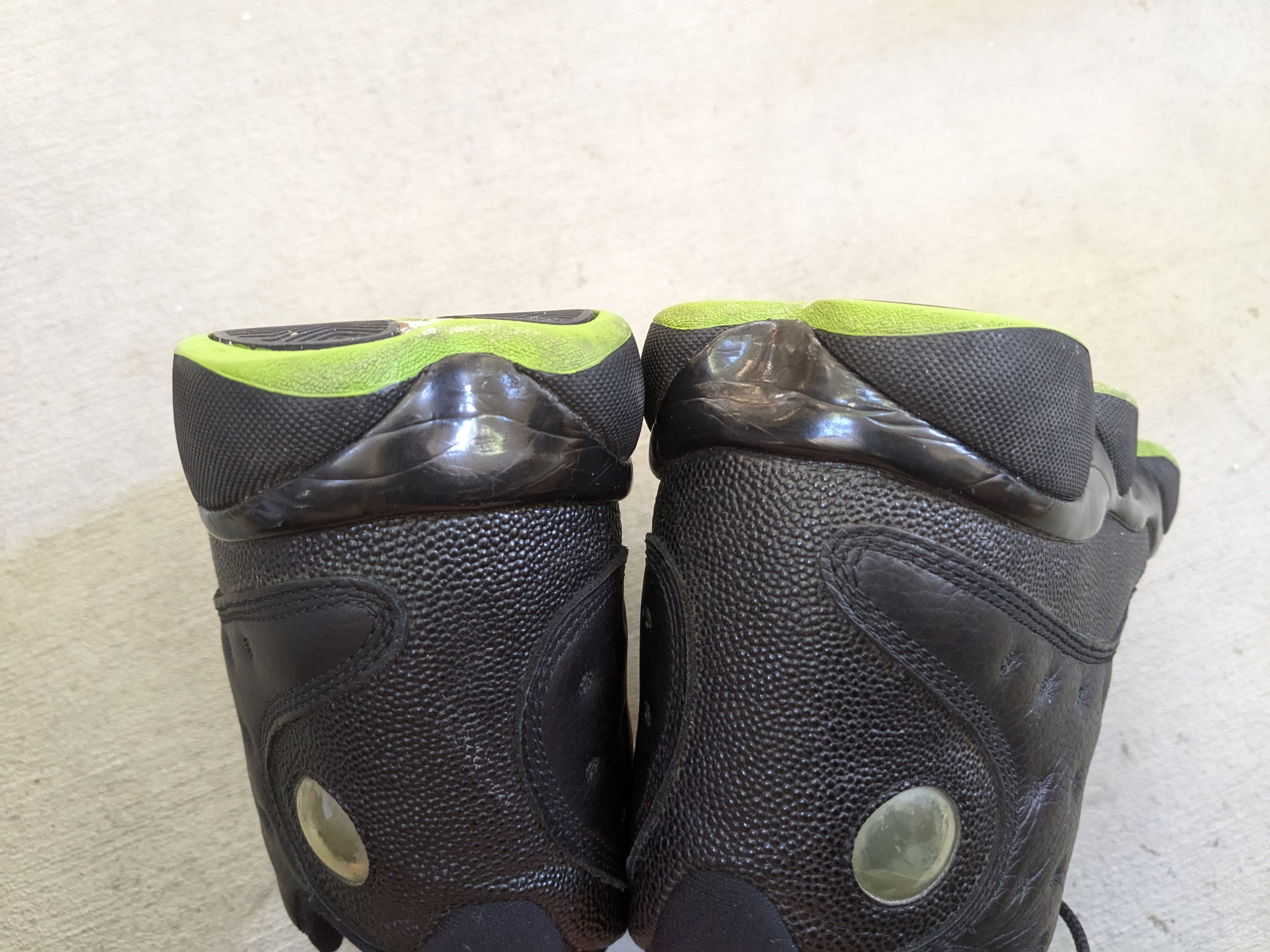 Jordan Brand Nike Air Jordan 13 Retro Altitude 10 Black 414571-042 Size US 10 / EU 43 - 10 Thumbnail
