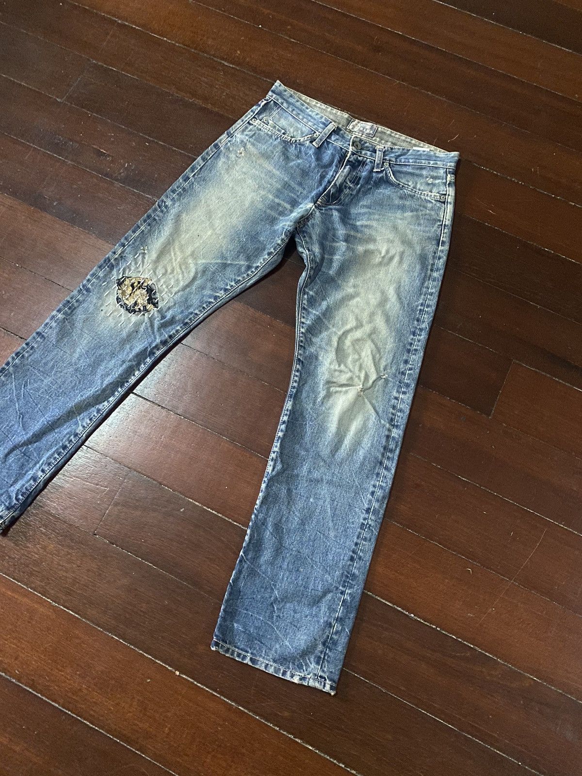 Blue Blue Japan FIRE 🔥 BLUE BLUE JAPAN SASHIKO BORO STITCH DISTRESSED Size US 32 / EU 48 - 2 Thumbnail