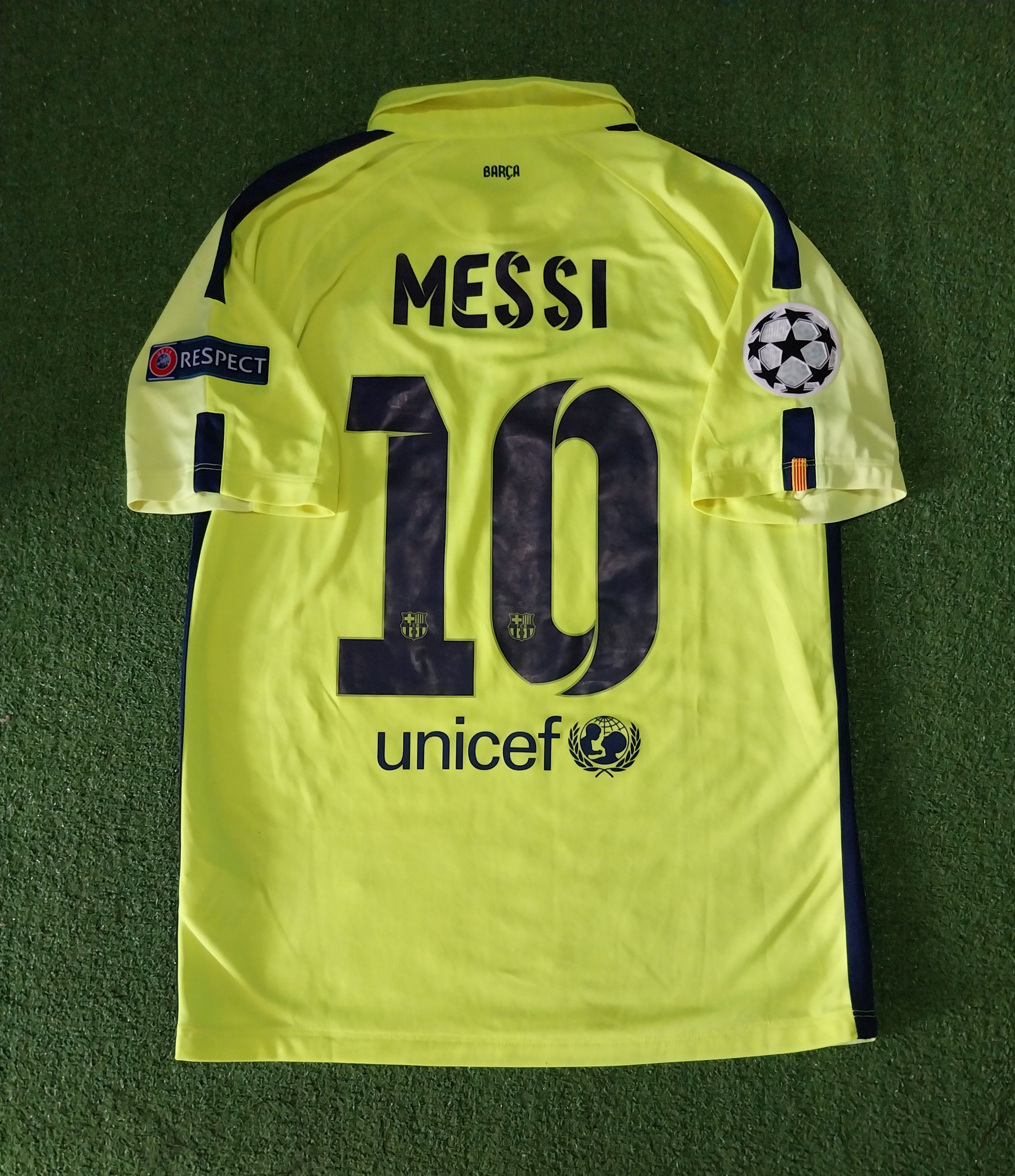 Nike × Vintage Barcelona 3rd 2014/2015 lionel messi jersey football Size US M / EU 48-50 / 2 - 2 Thumbnail