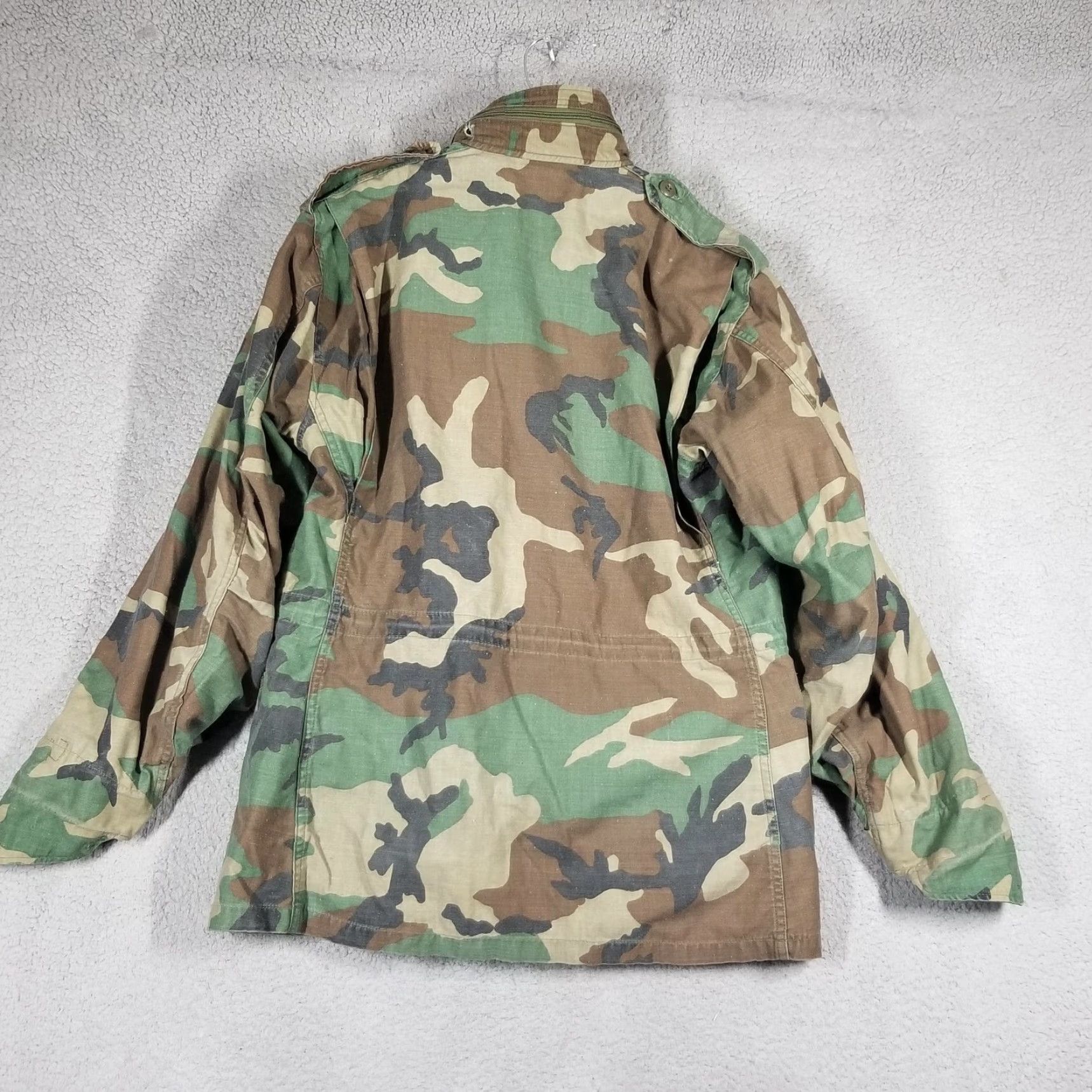 Vintage VINTAGE USGI M65 Jacket - Military Camouflage Coat - Woodland Green Camo - Medium Regular Mens 80s VTG Size US M / EU 48-50 / 2 - 2 Thumbnail