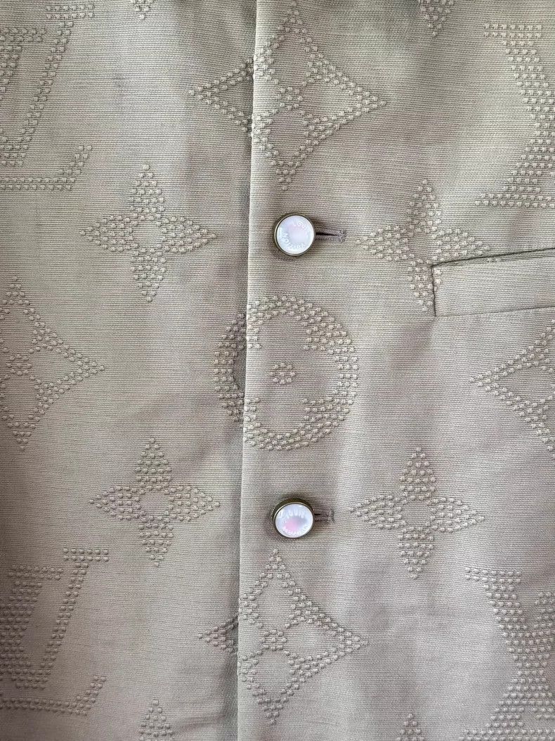 Louis Vuitton LOUIS VUITTON Embossed jacket Size US L / EU 52-54 / 3 - 5 Thumbnail
