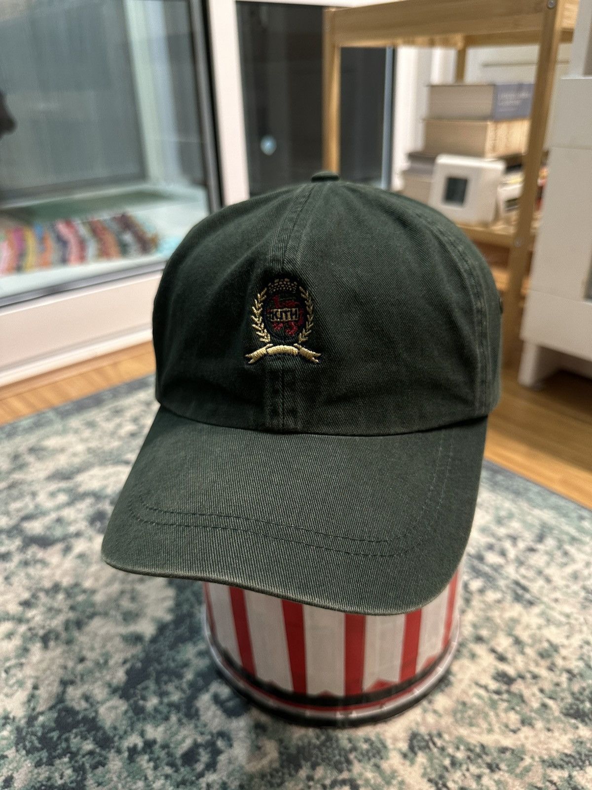 Kith × Tommy Hilfiger Kith X Tommy Hilfiger FW18 Lookbook Green Hat Size ONE SIZE - 17 Thumbnail
